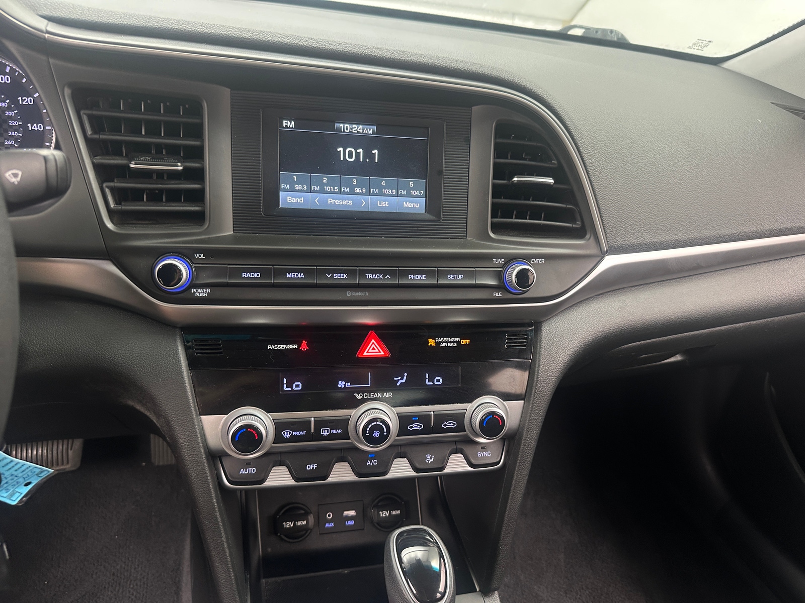 Thumbnail: 2020 Hyundai Elantra - 4
