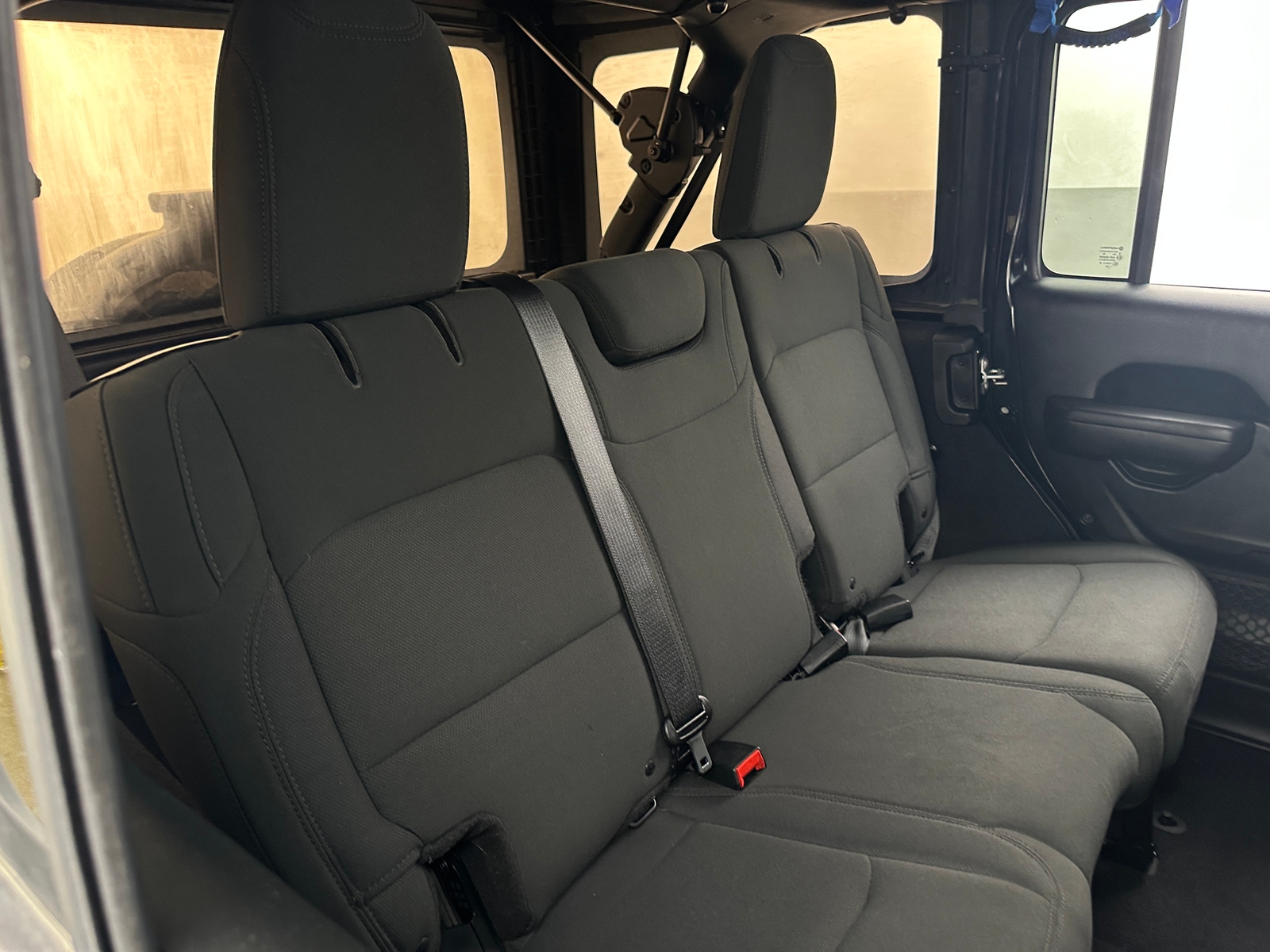 Thumbnail: 2018 Jeep Wrangler - 6