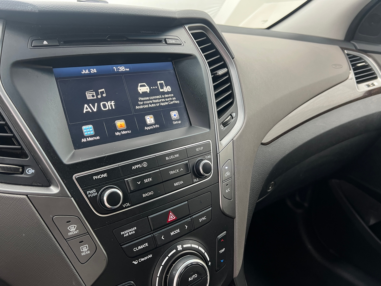 Thumbnail: 2018 Hyundai Santa Fe - 4