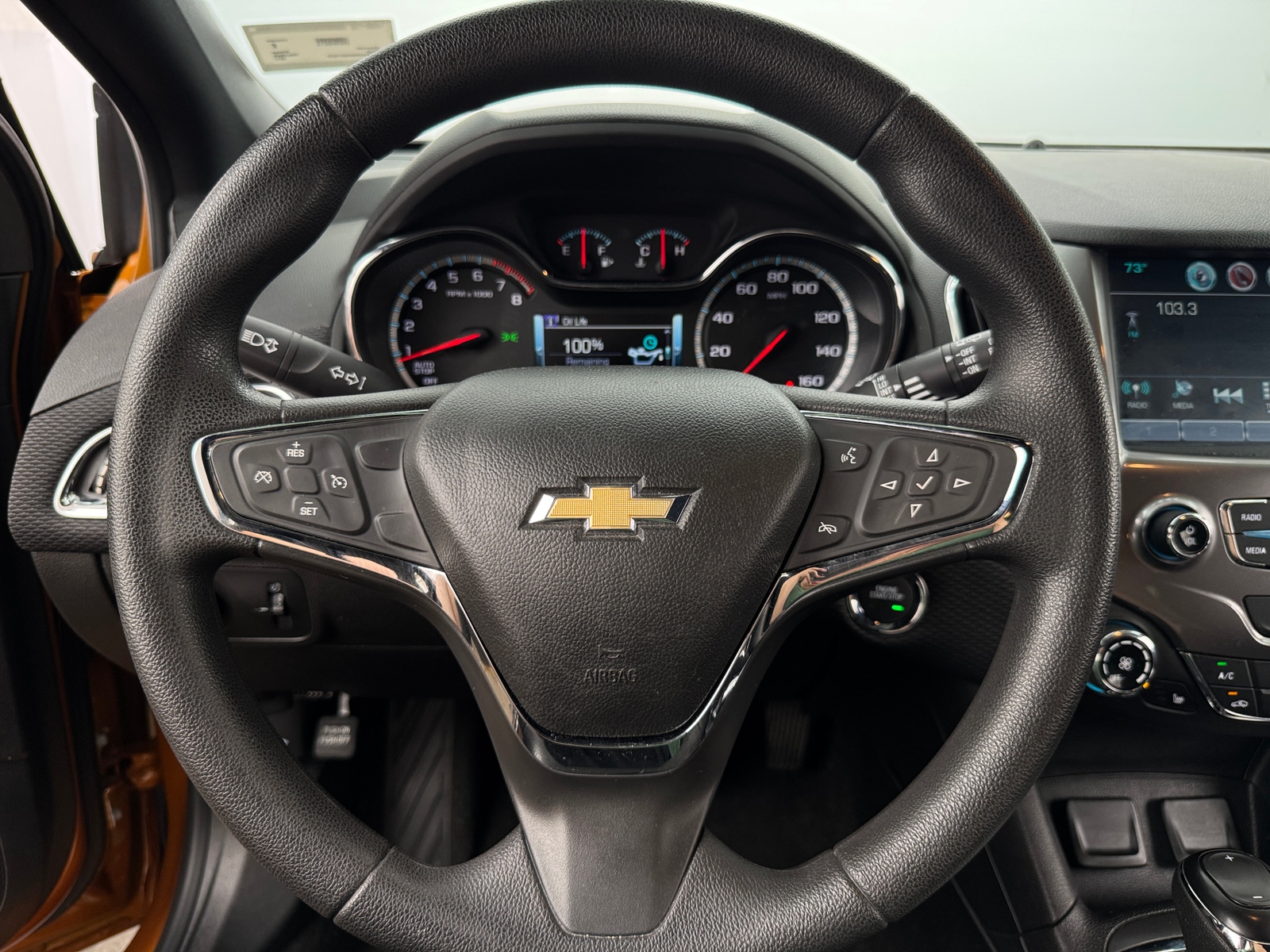 Thumbnail: 2017 Chevrolet Cruze - 5