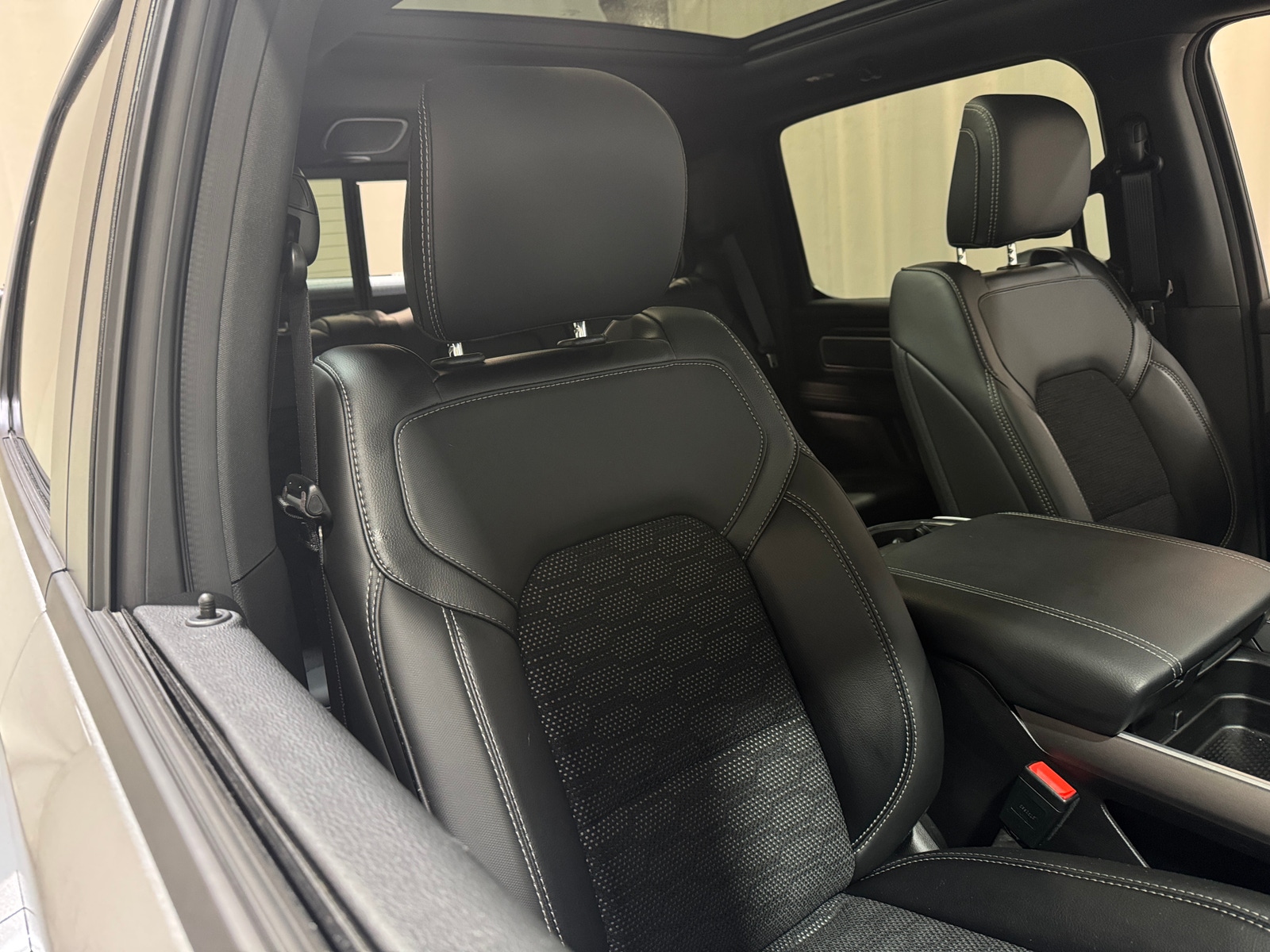 Thumbnail: 2022 RAM 1500 - 2