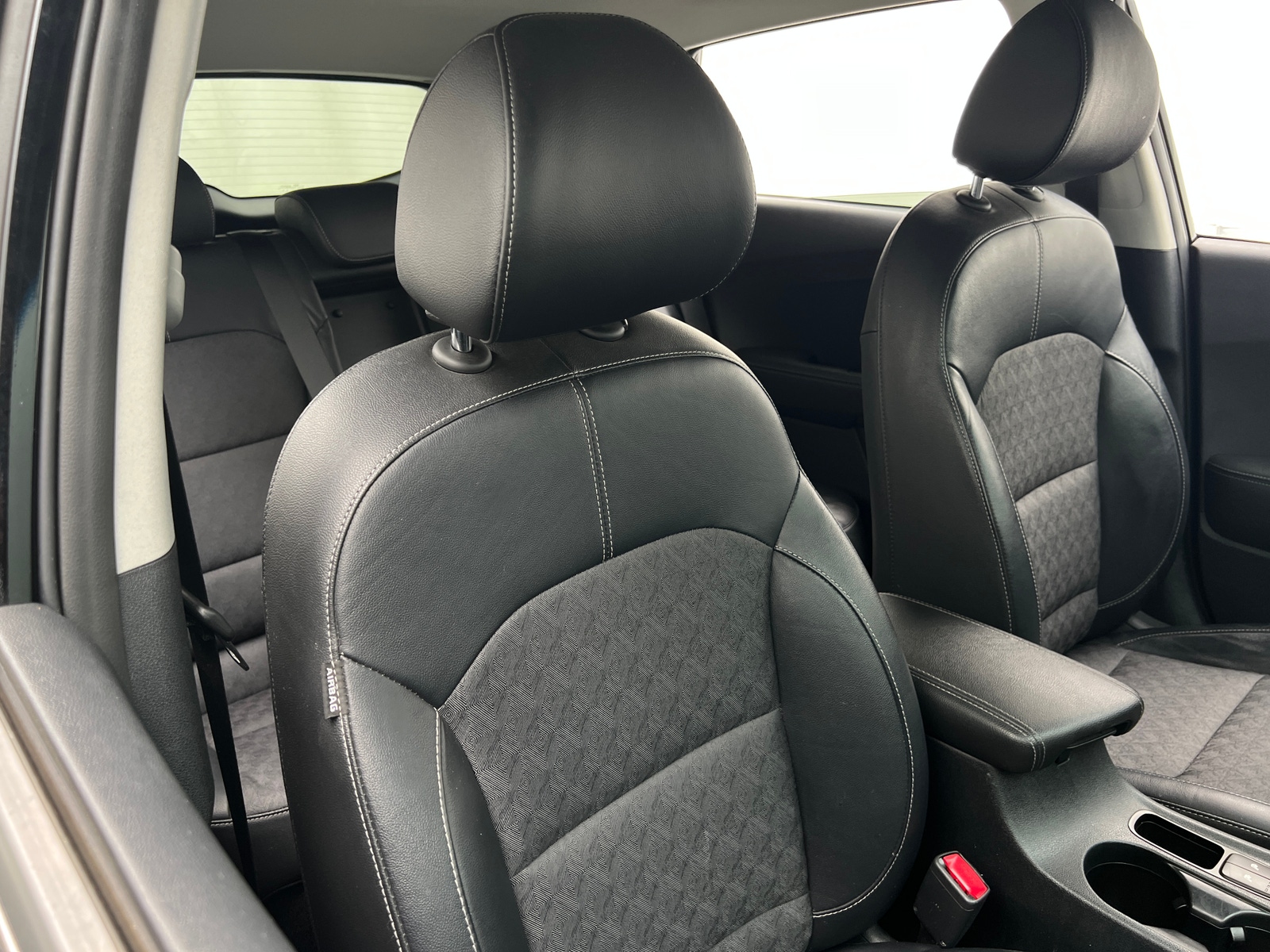 Thumbnail: 2018 Kia Niro - 2