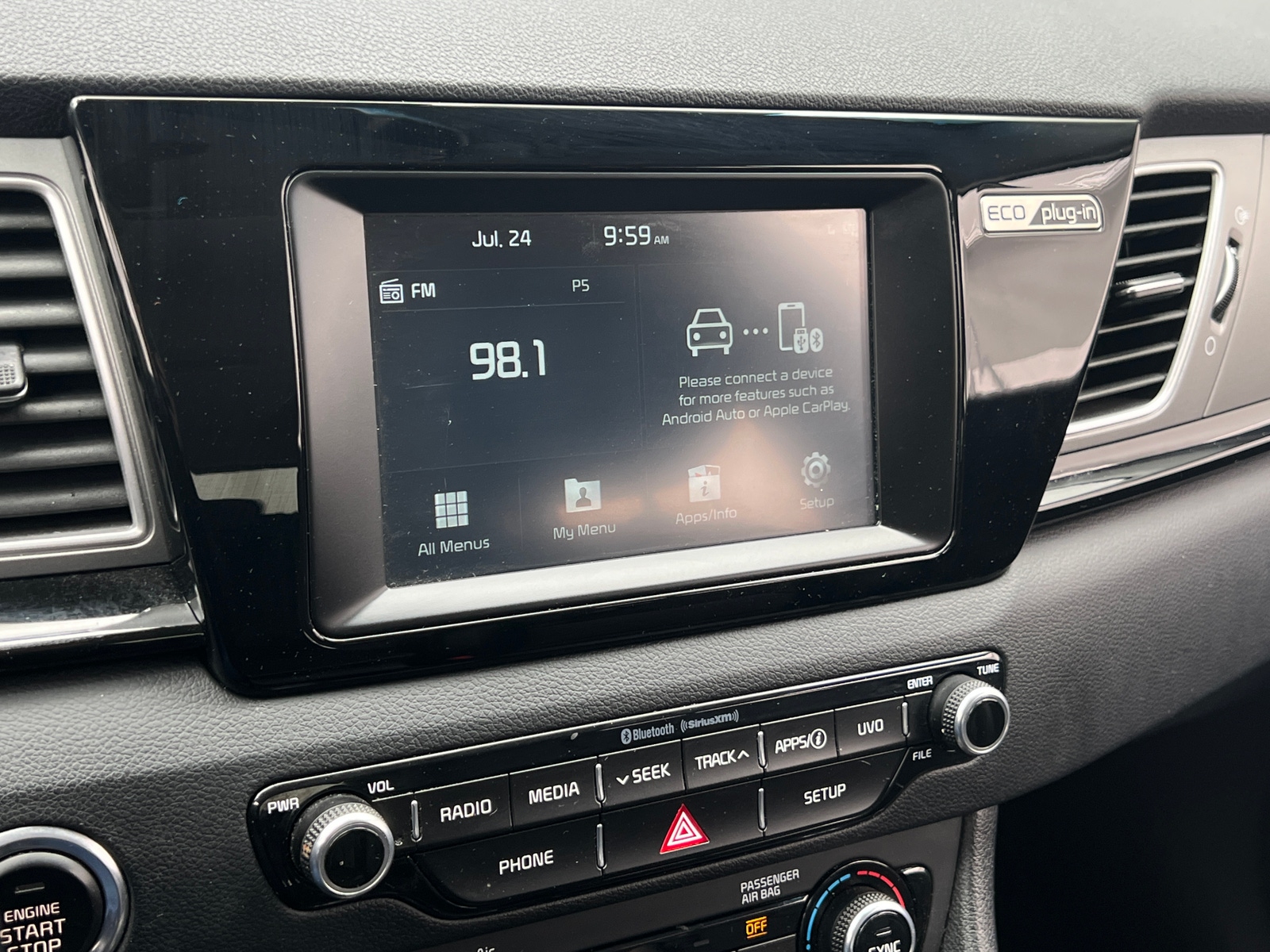 Thumbnail: 2018 Kia Niro - 4