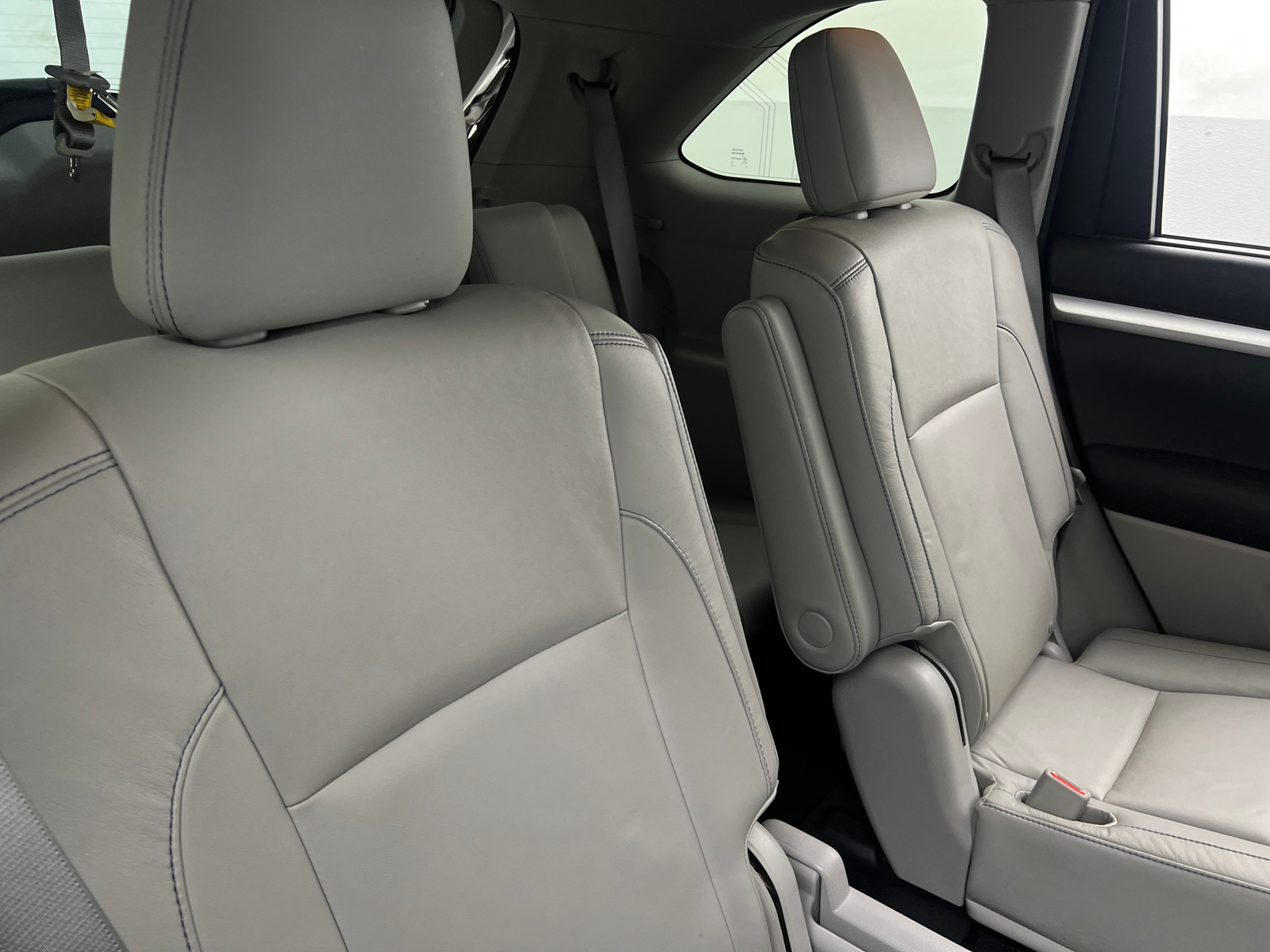 Thumbnail: 2015 Toyota Highlander - 6