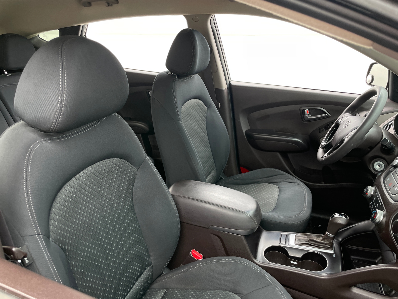 Thumbnail: 2015 Hyundai Tucson - 2