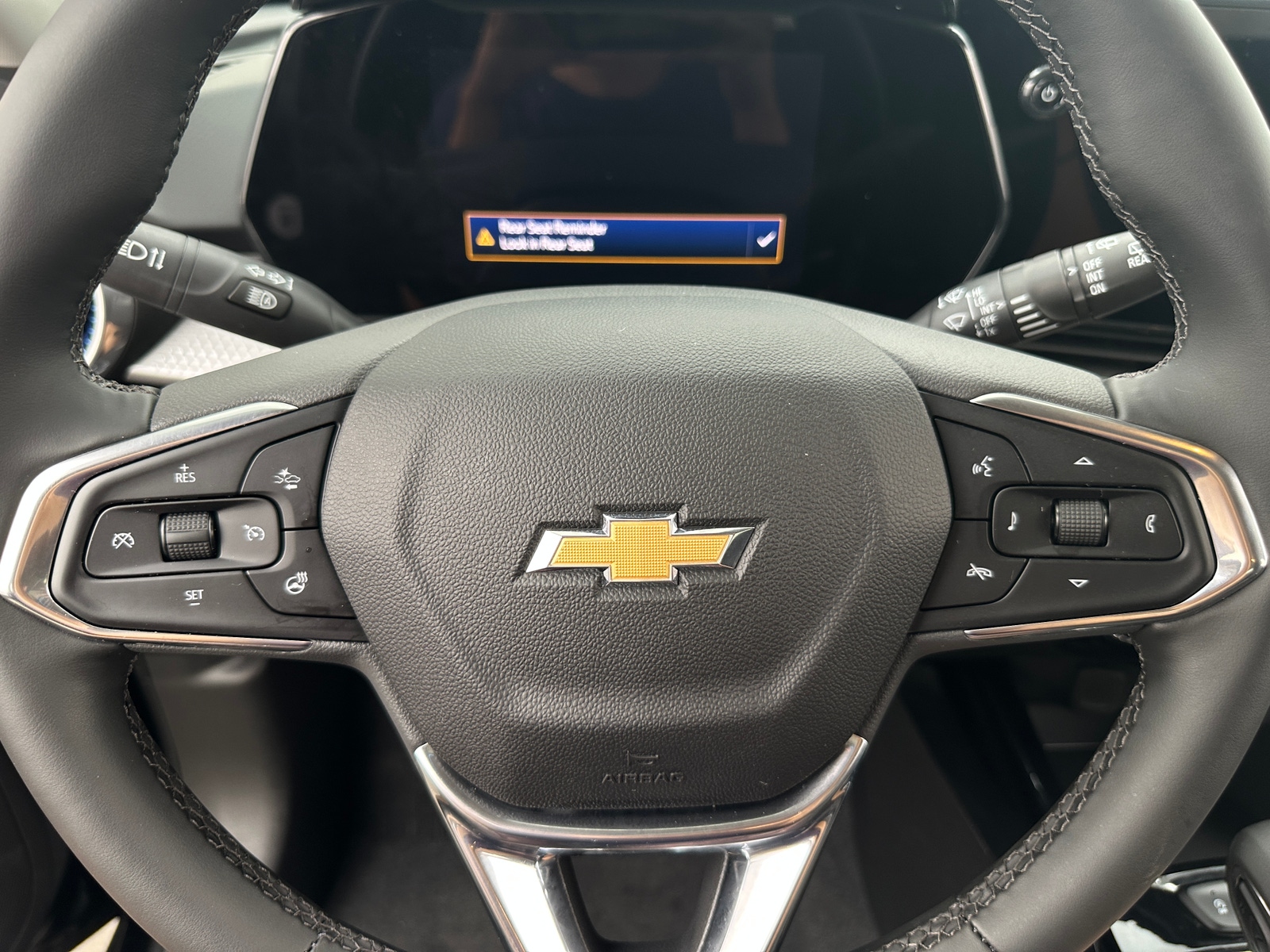 Thumbnail: 2025 Chevrolet Trax - 5