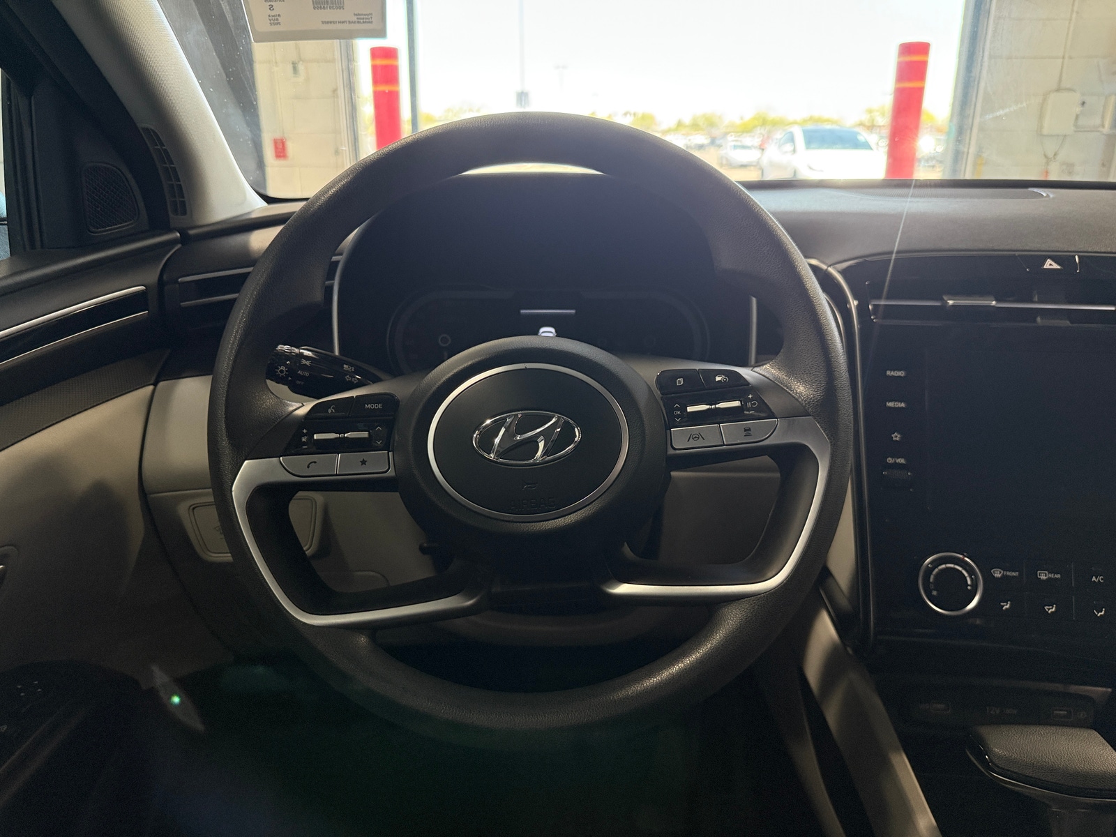 Thumbnail: 2022 Hyundai Tucson - 5