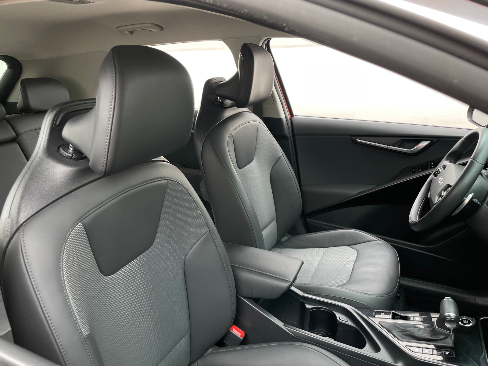 Thumbnail: 2023 Kia Niro - 2