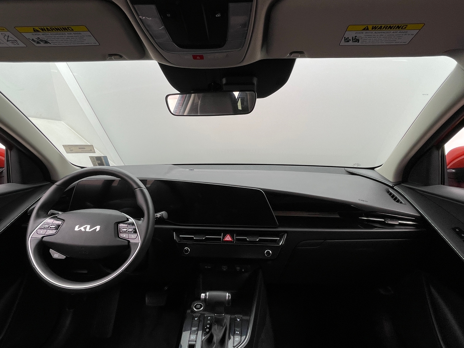 Thumbnail: 2023 Kia Niro - 3