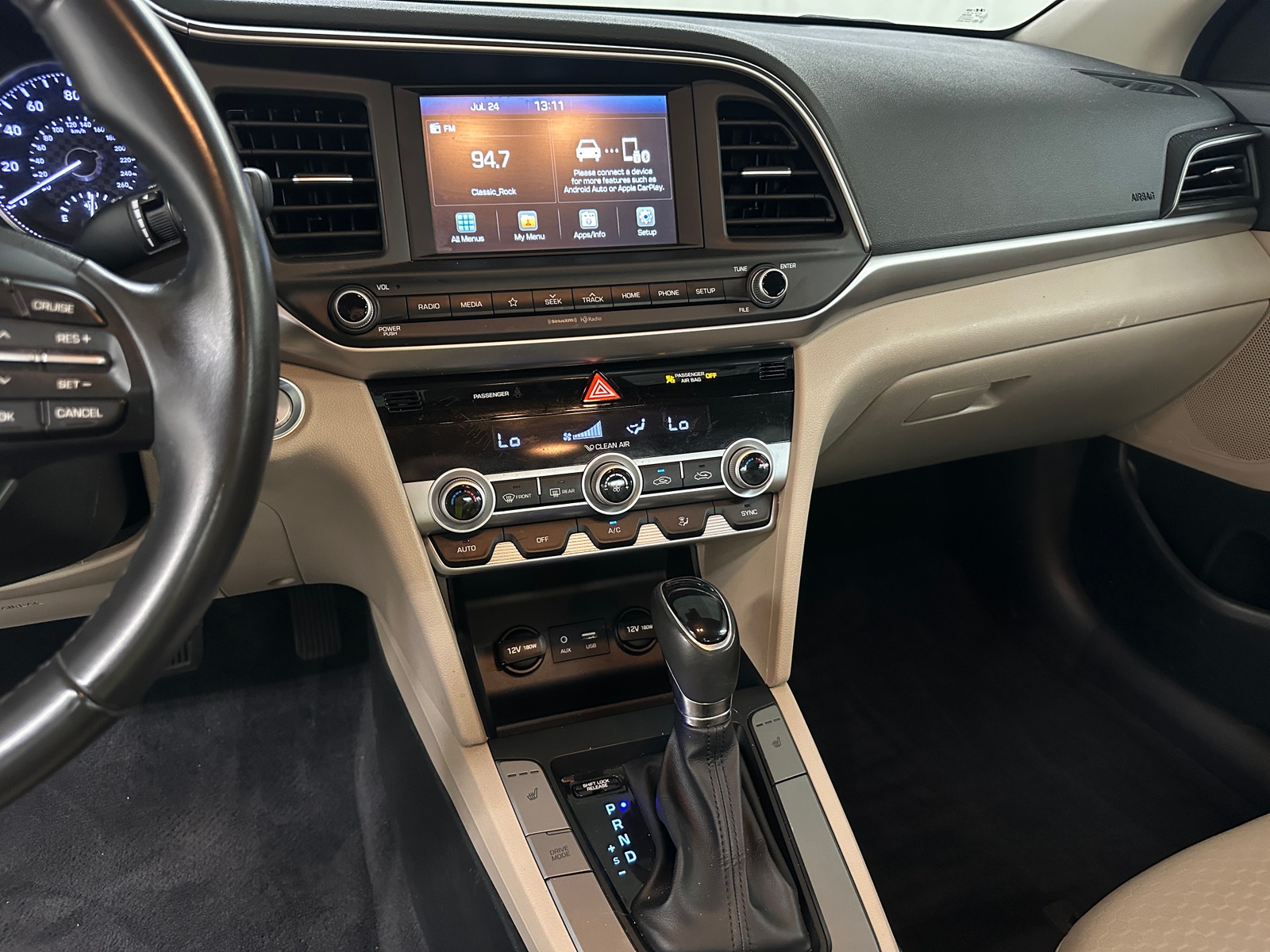 Thumbnail: 2019 Hyundai Elantra - 4