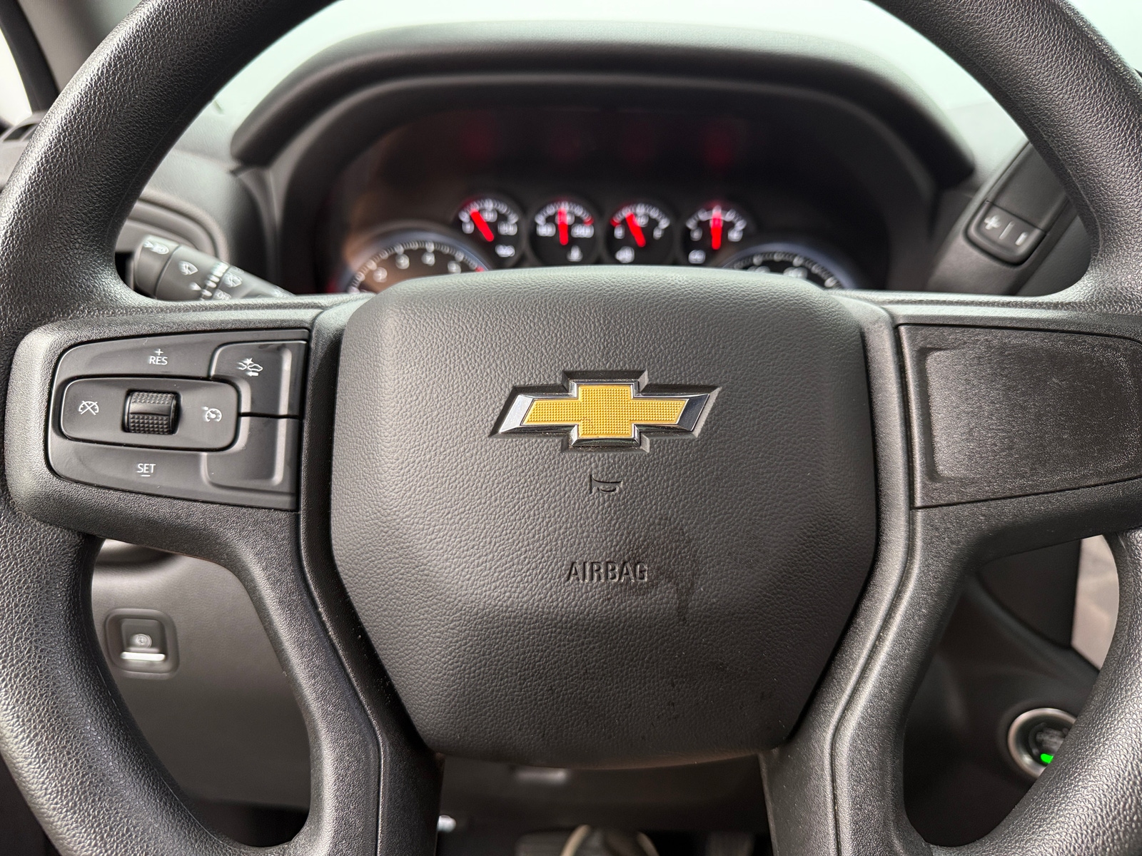 Thumbnail: 2024 Chevrolet Silverado 1500 - 5