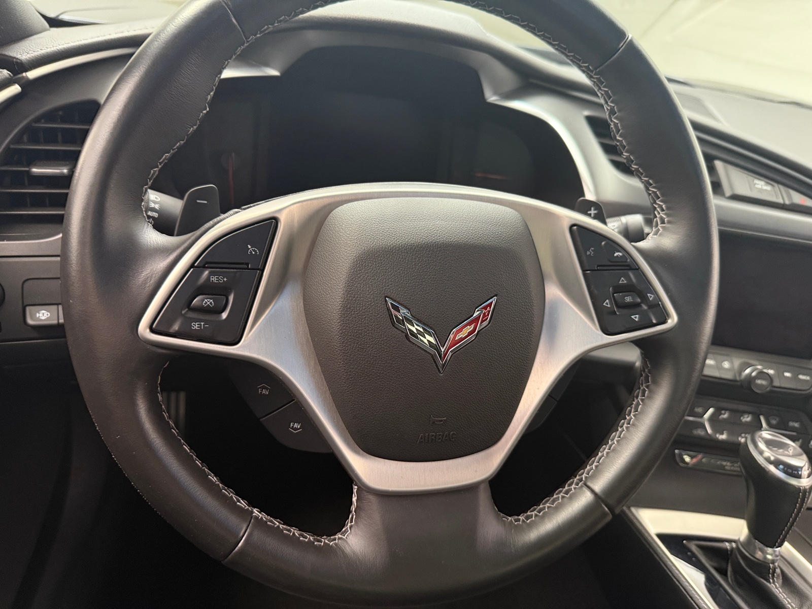 Thumbnail: 2015 Chevrolet Corvette - 3