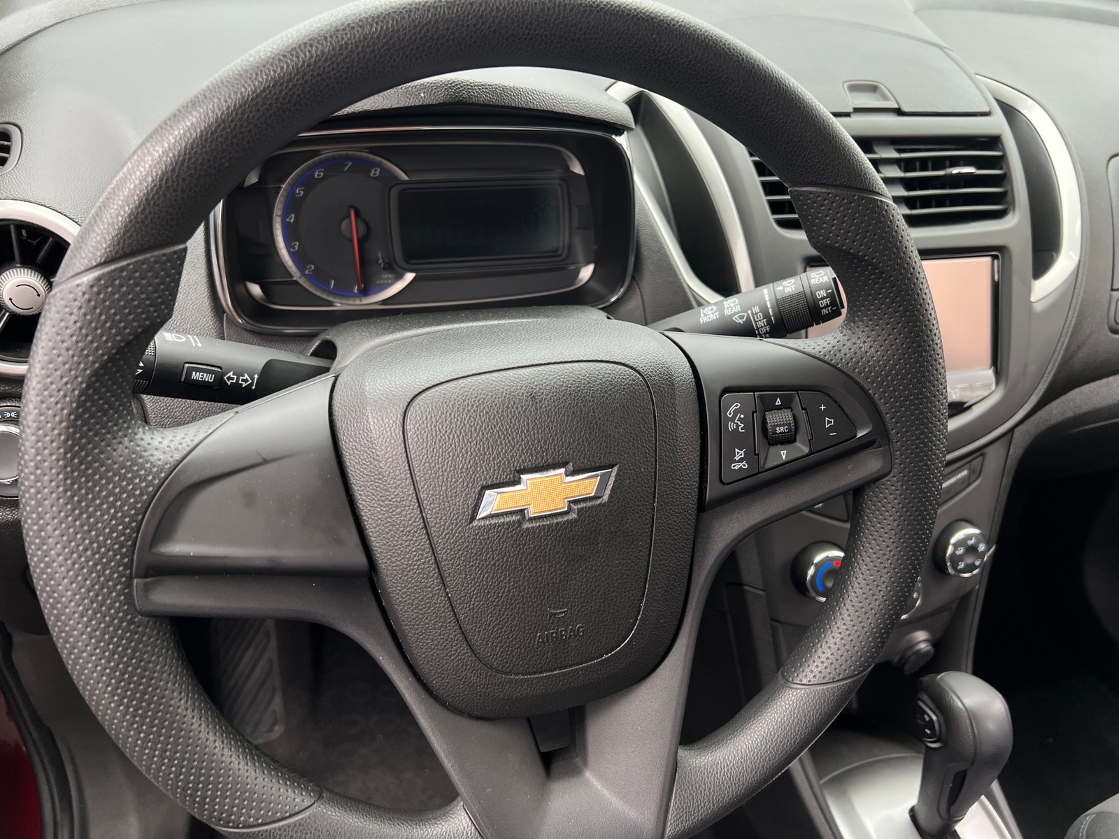 Thumbnail: 2016 Chevrolet Trax - 5