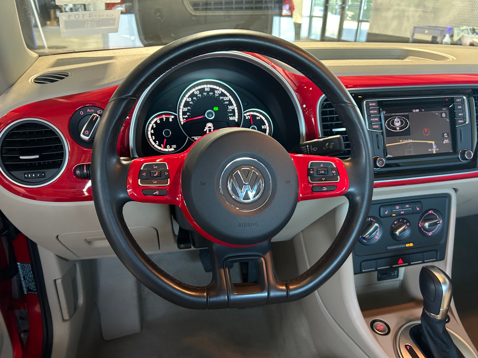 Thumbnail: 2016 Volkswagen Beetle - 5