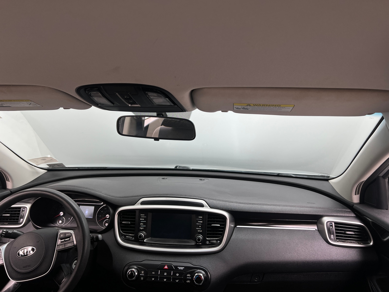 Thumbnail: 2019 Kia Sorento - 3