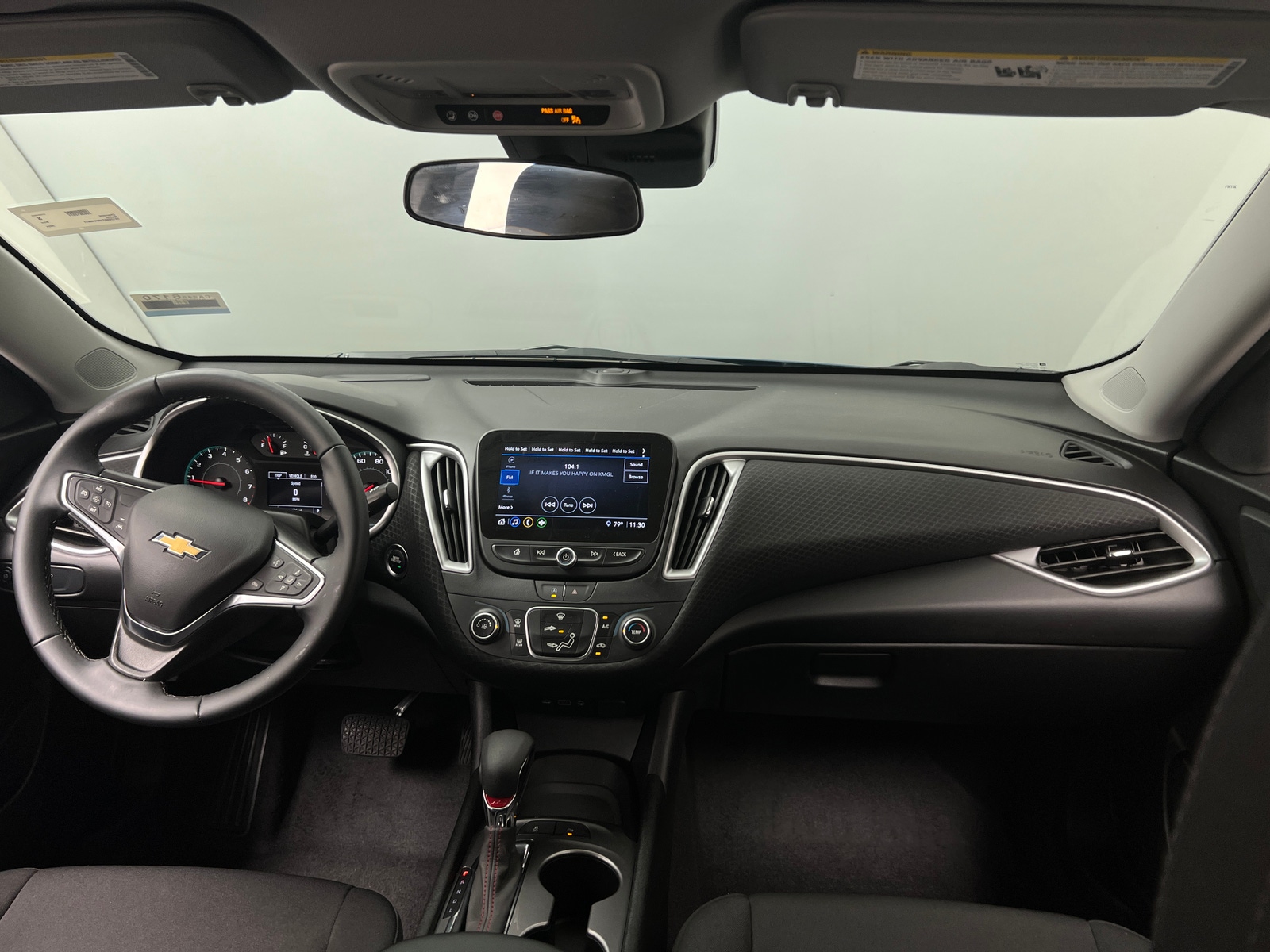 Thumbnail: 2024 Chevrolet Malibu - 3