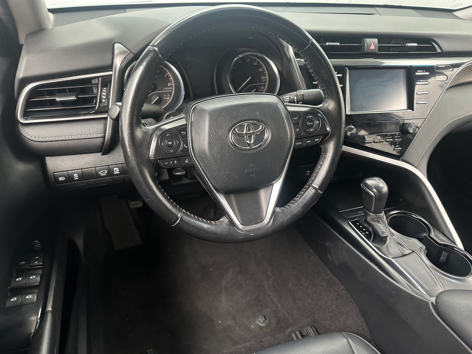Thumbnail: 2019 Toyota Camry - 5