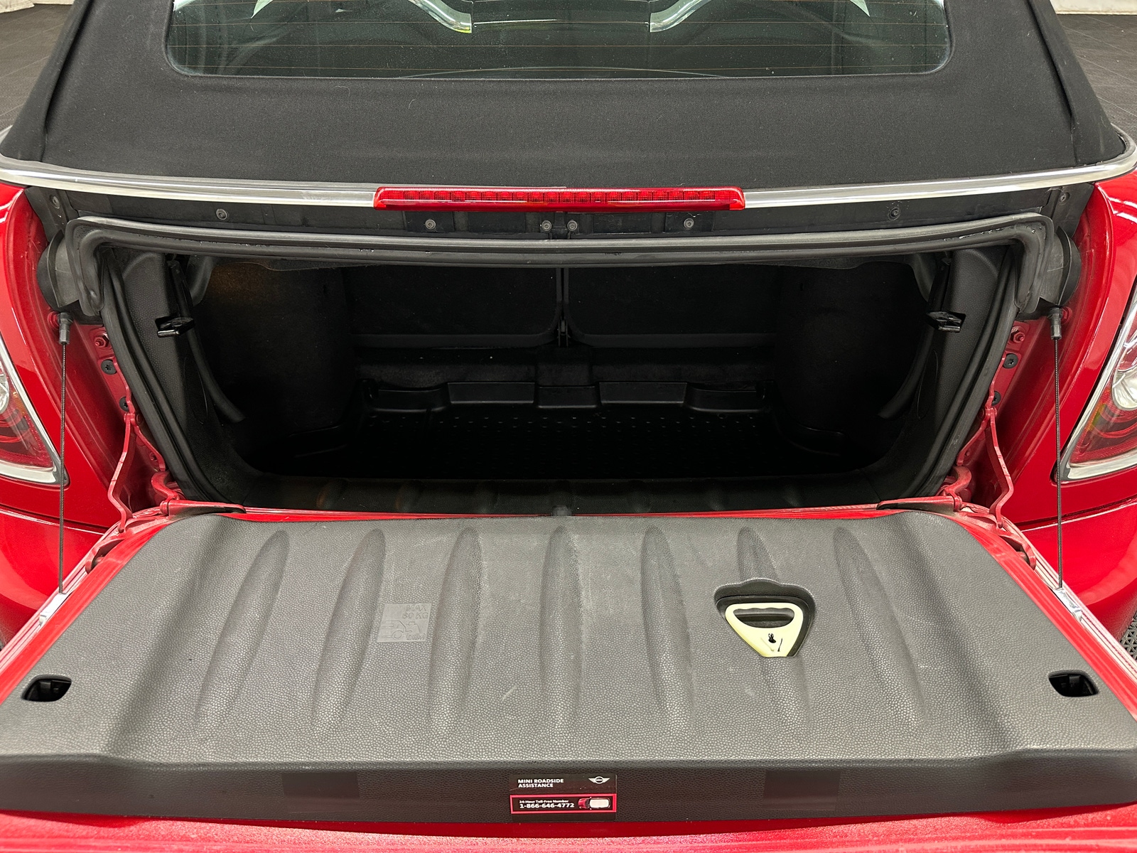 Thumbnail: 2013 MINI Cooper Convertible - 6