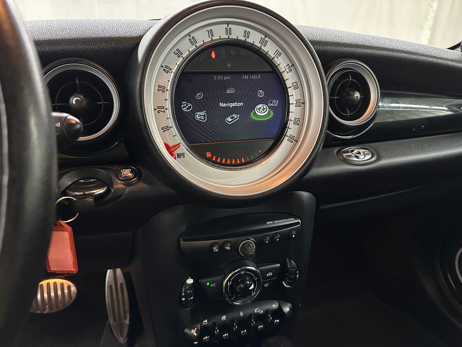 Thumbnail: 2013 MINI Cooper Convertible - 3