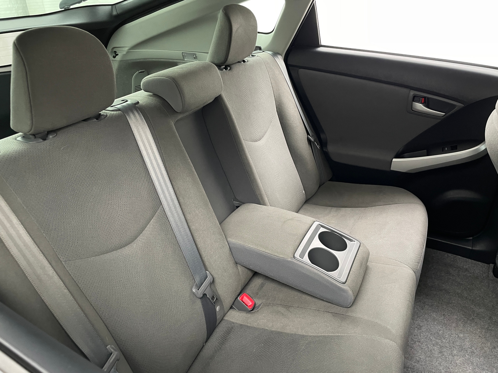 Thumbnail: 2015 Toyota Prius - 6