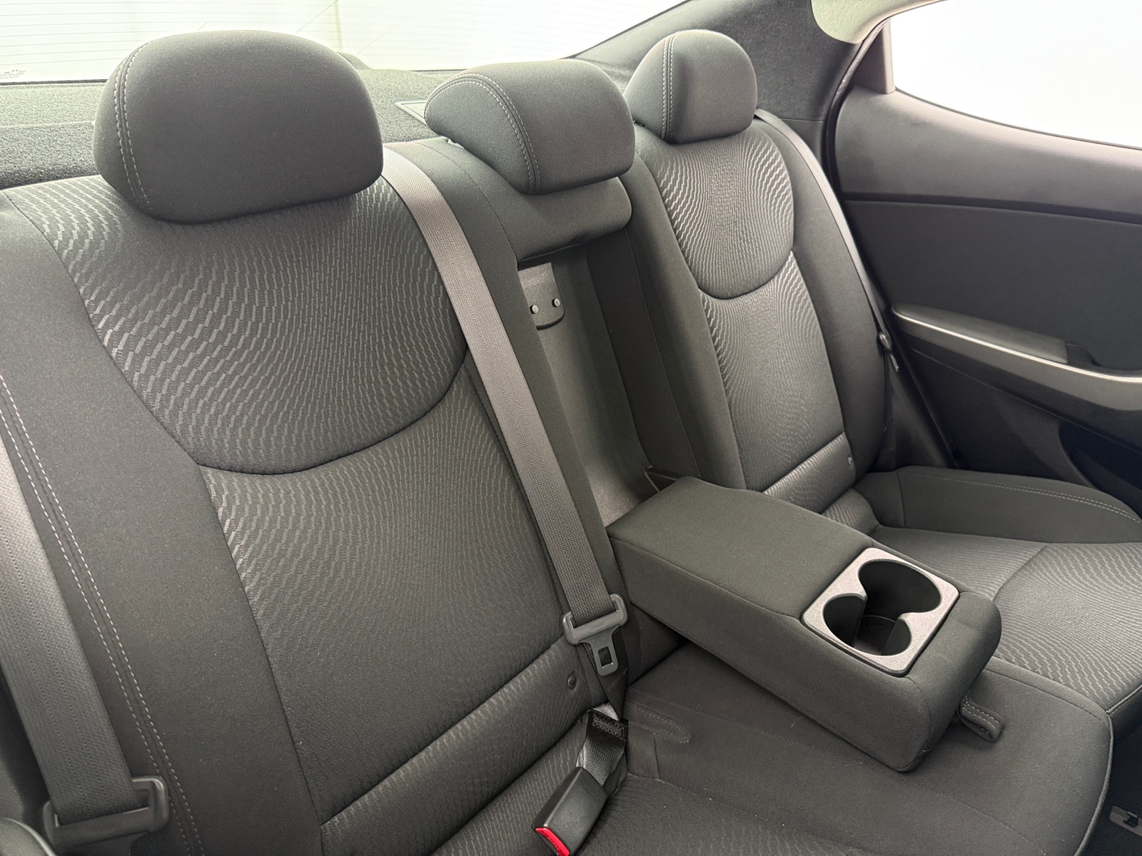 Thumbnail: 2015 Hyundai Elantra - 6