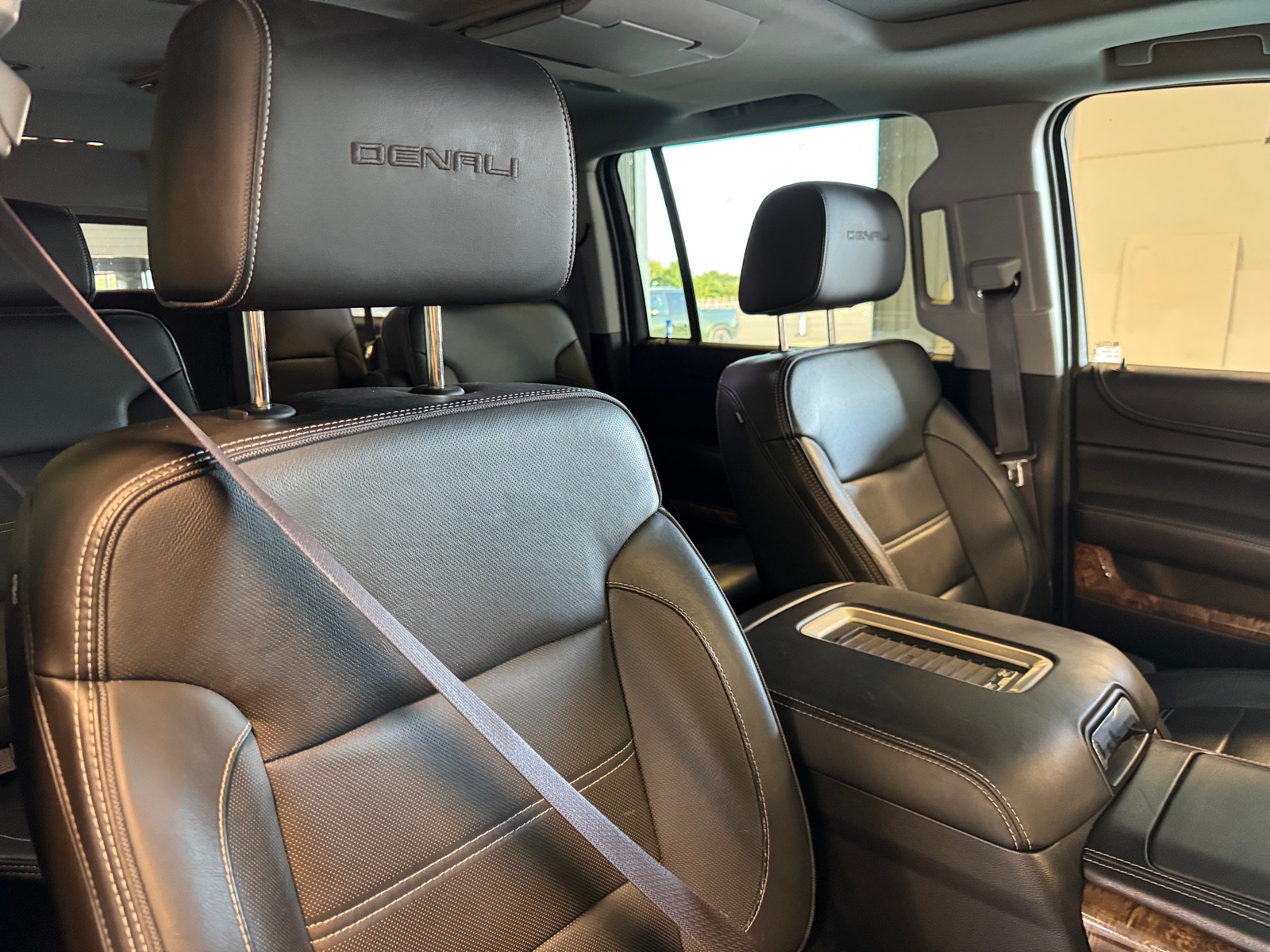 Thumbnail: 2015 GMC Yukon XL - 2