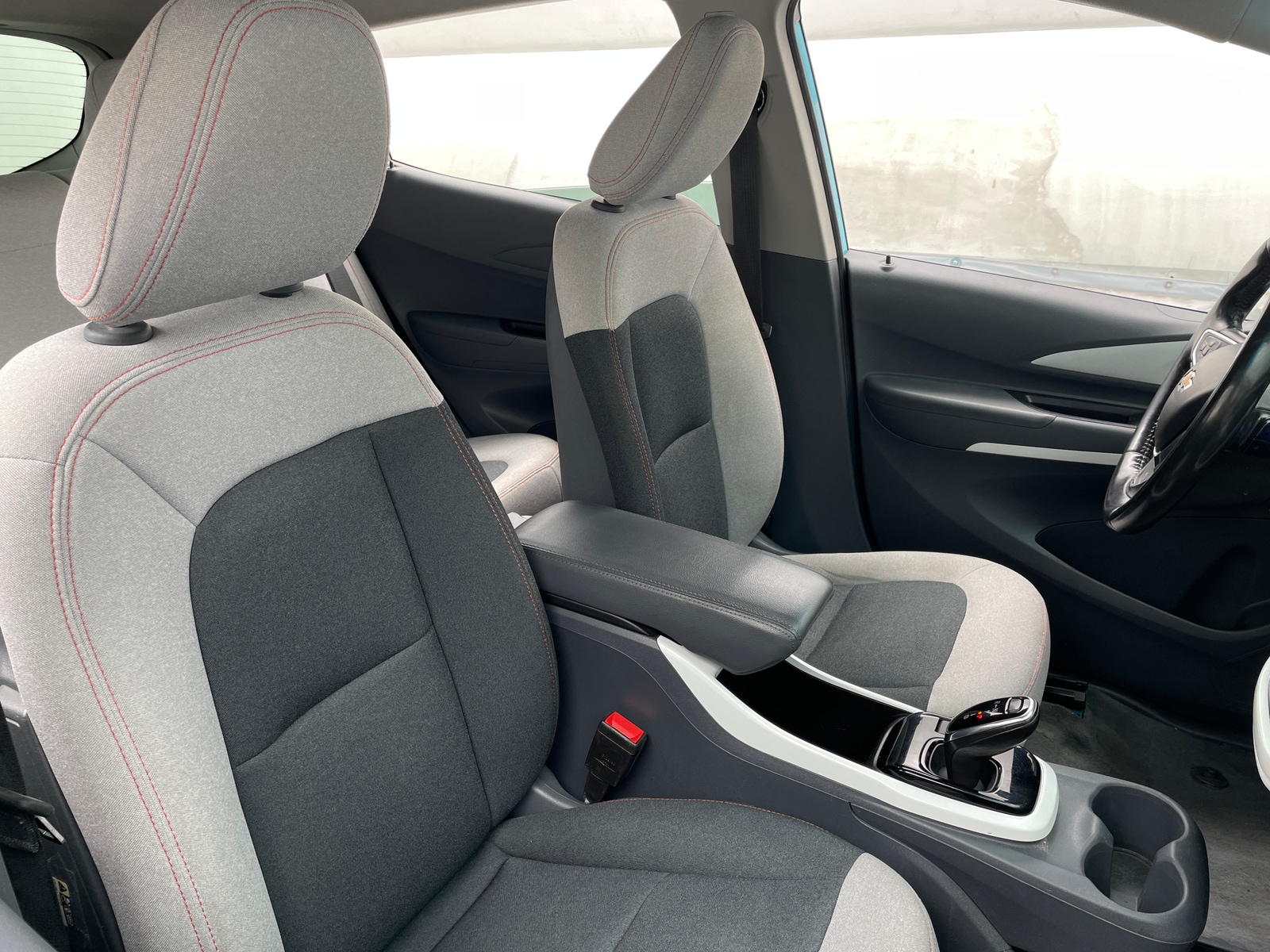 Thumbnail: 2020 Chevrolet Bolt EV - 2