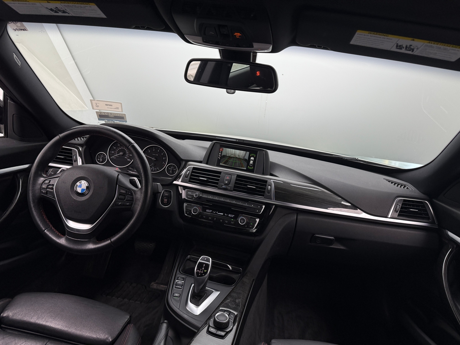 Thumbnail: 2017 BMW 3 Series - 2