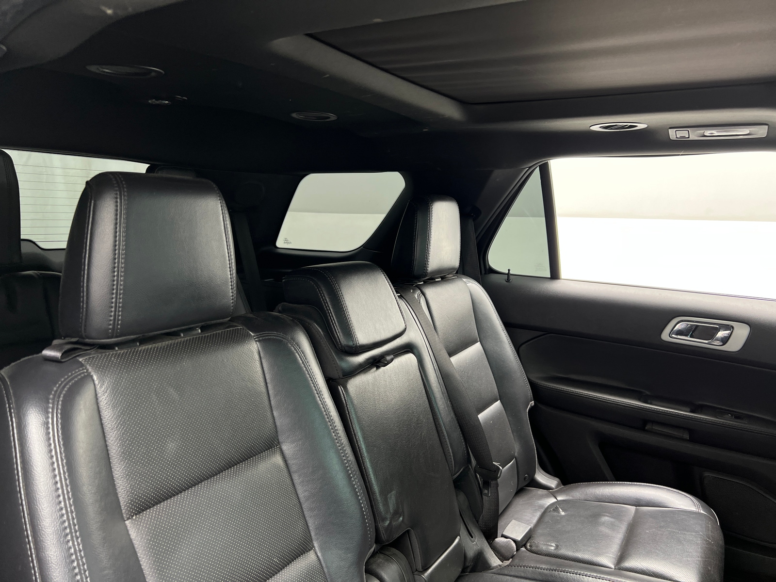 Thumbnail: 2012 Ford Explorer - 5
