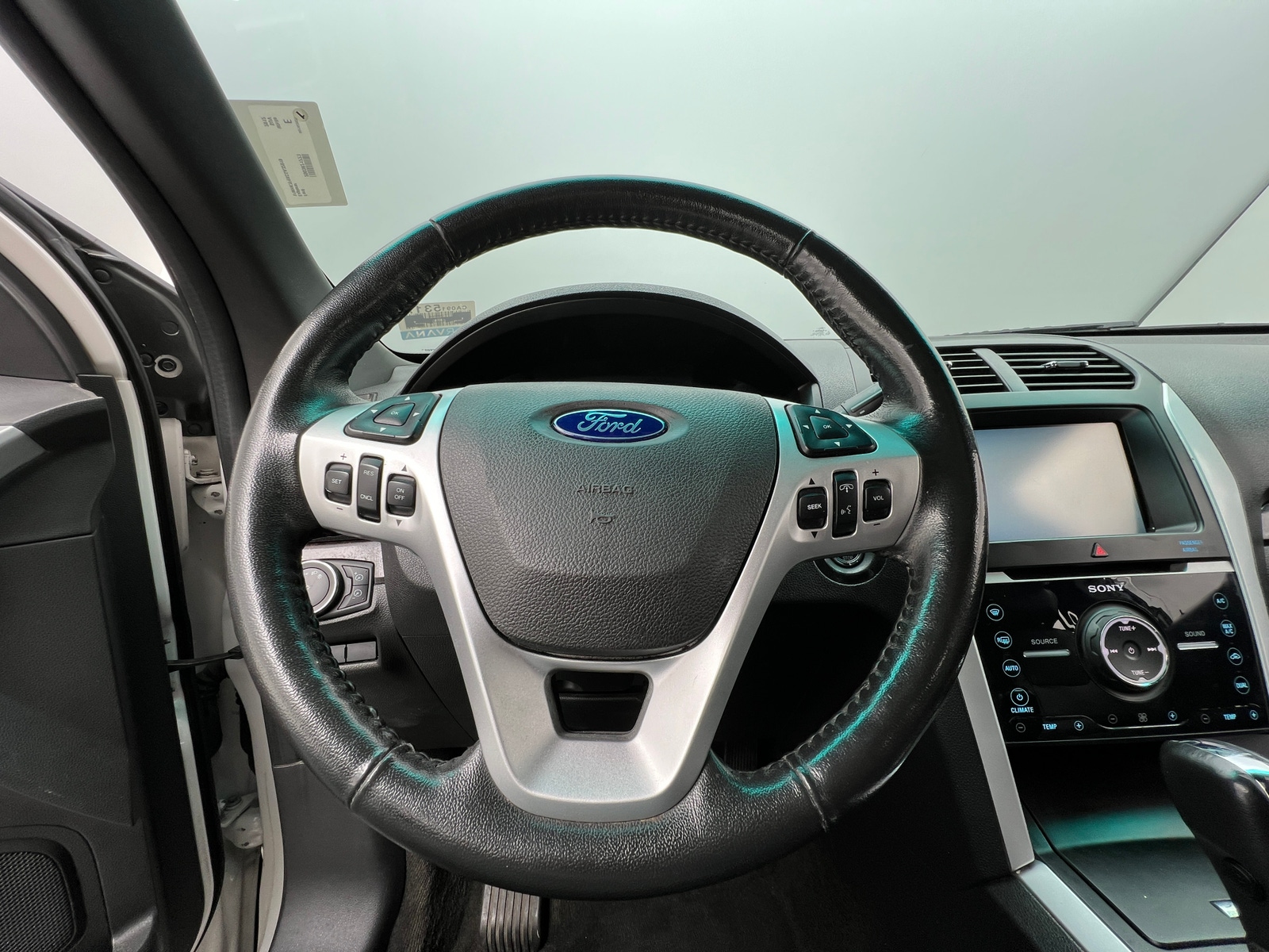 Thumbnail: 2012 Ford Explorer - 4