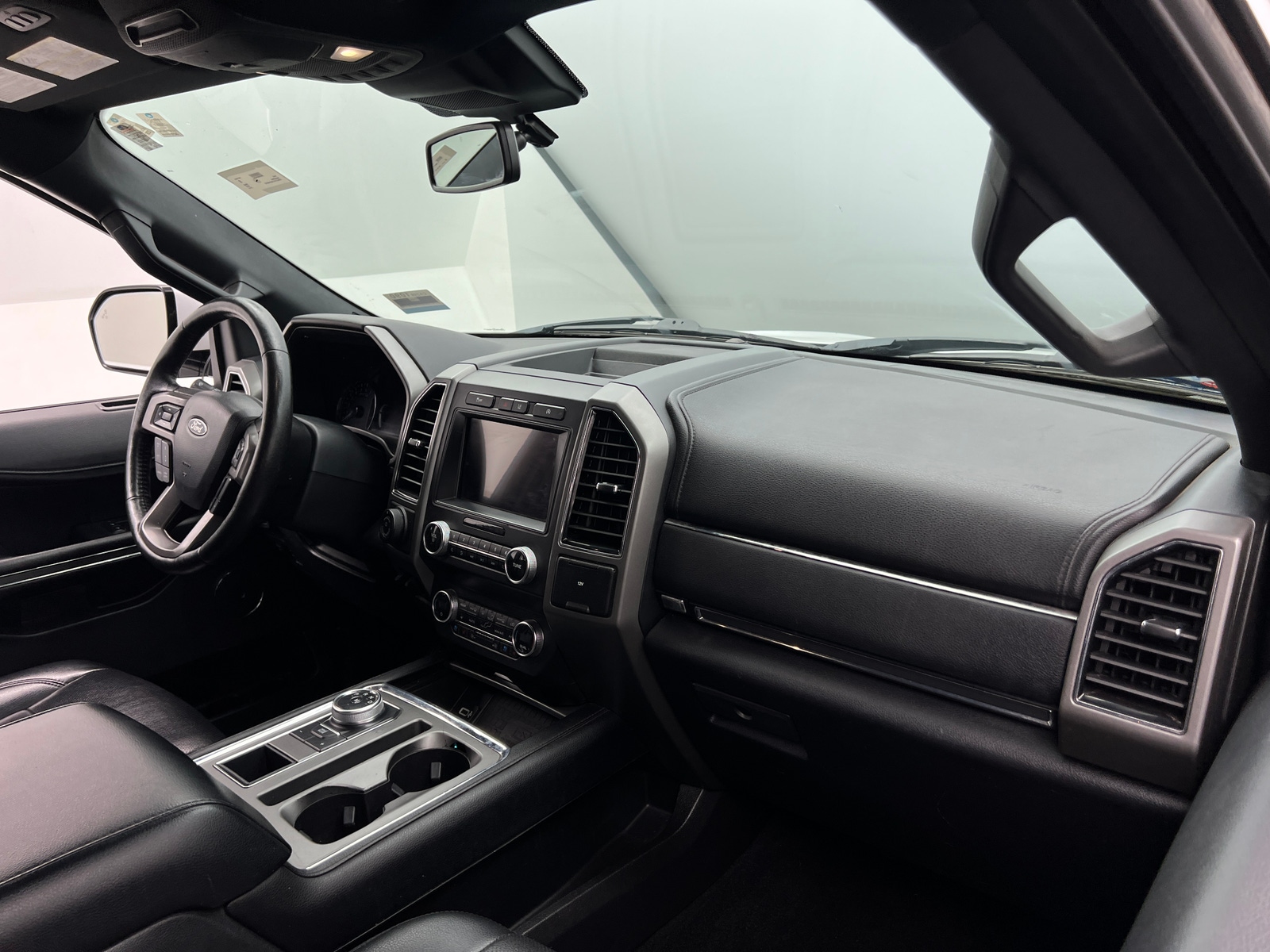 Thumbnail: 2019 Ford Expedition - 3