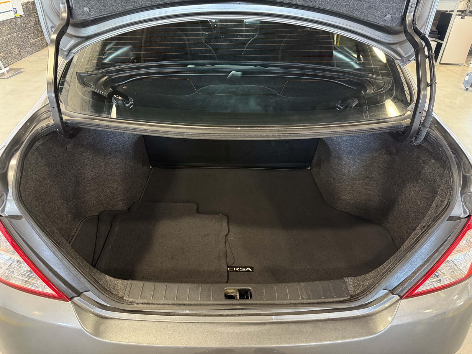 Thumbnail: 2017 Nissan Versa - 7