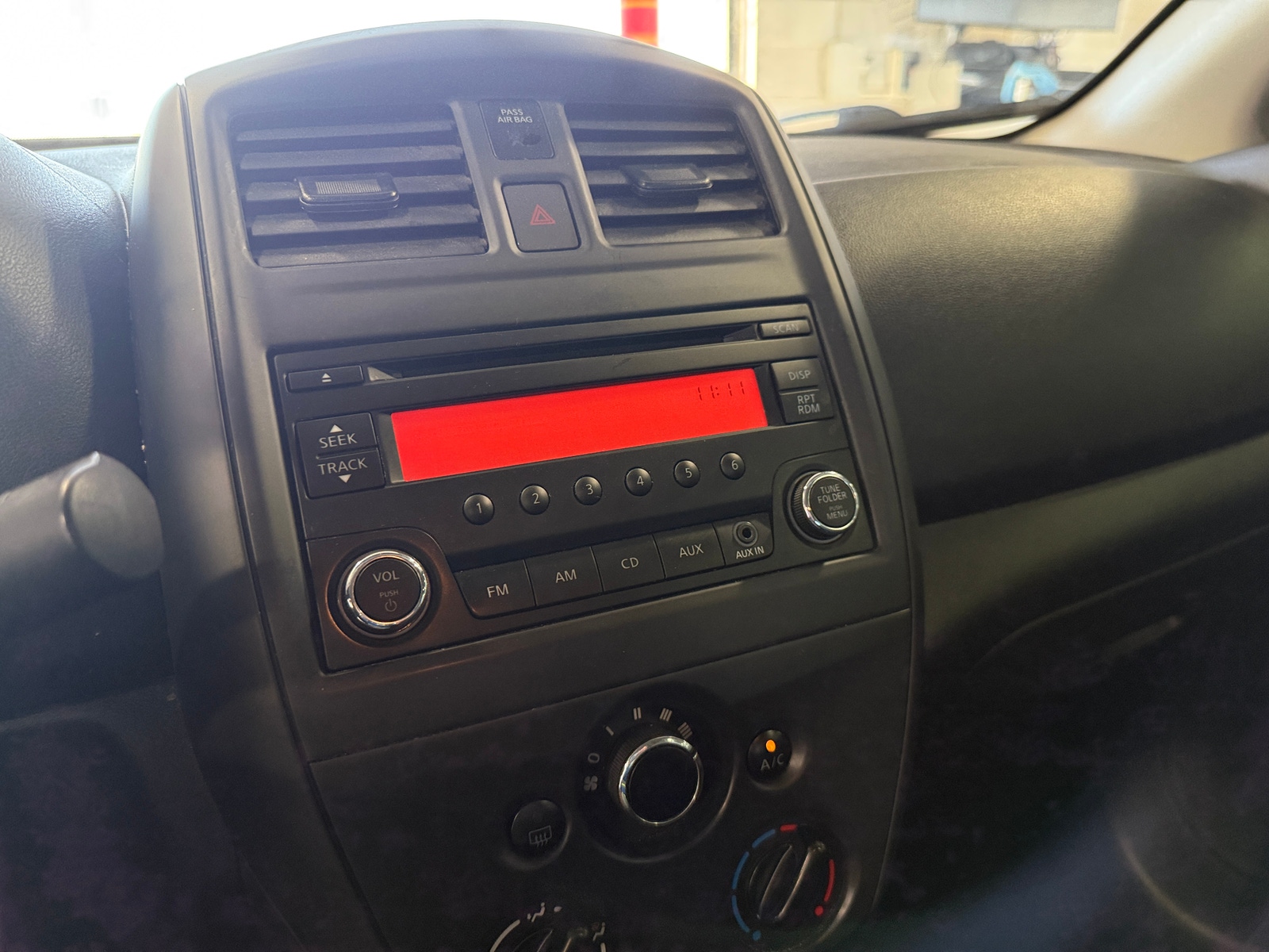 Thumbnail: 2017 Nissan Versa - 4