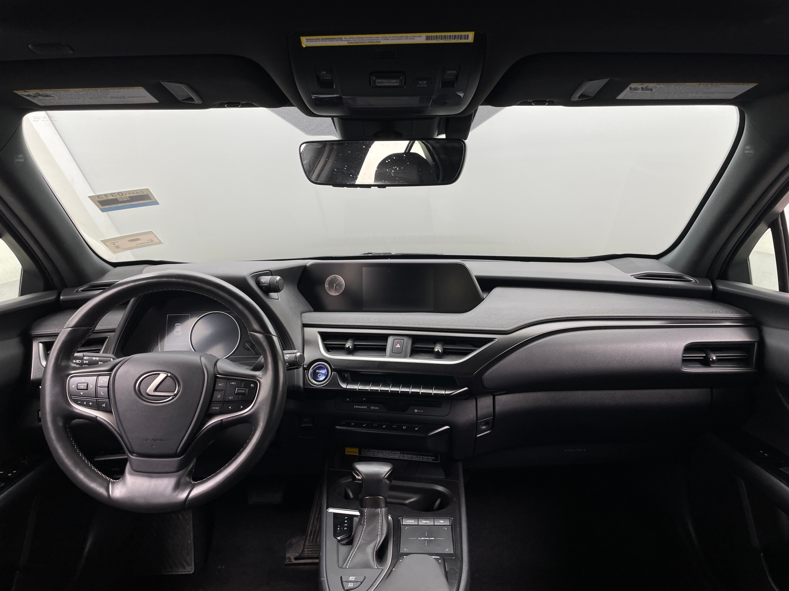 Thumbnail: 2022 Lexus UX - 2