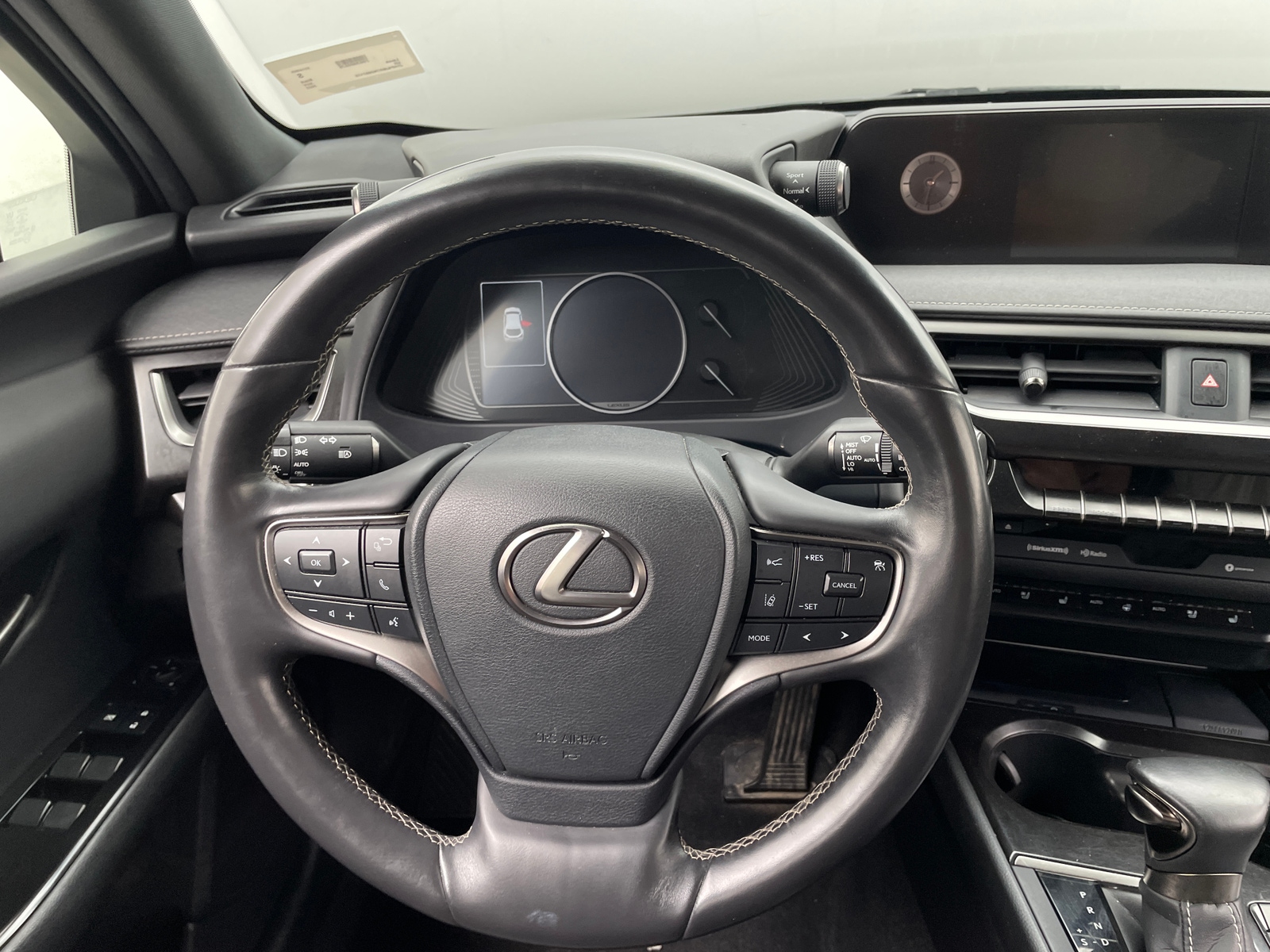 Thumbnail: 2022 Lexus UX - 4