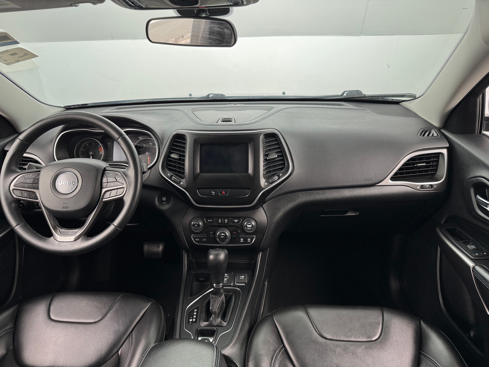 Thumbnail: 2019 Jeep Cherokee - 2