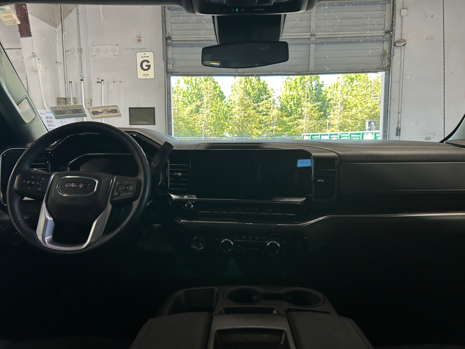 Thumbnail: 2023 GMC Sierra 1500 - 3