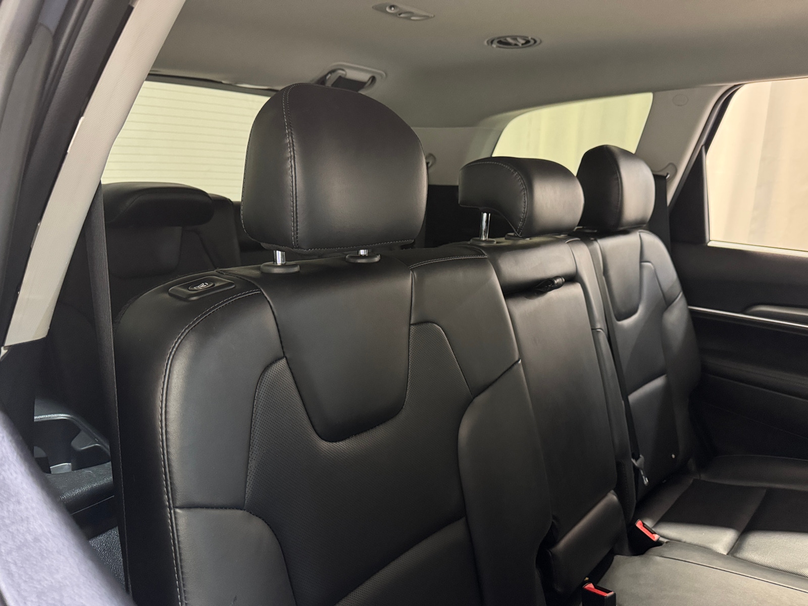Thumbnail: 2020 Kia Telluride - 5