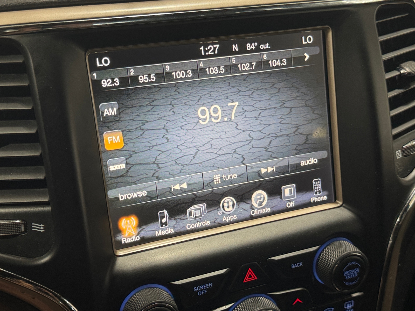 Thumbnail: 2017 Jeep Grand Cherokee - 4