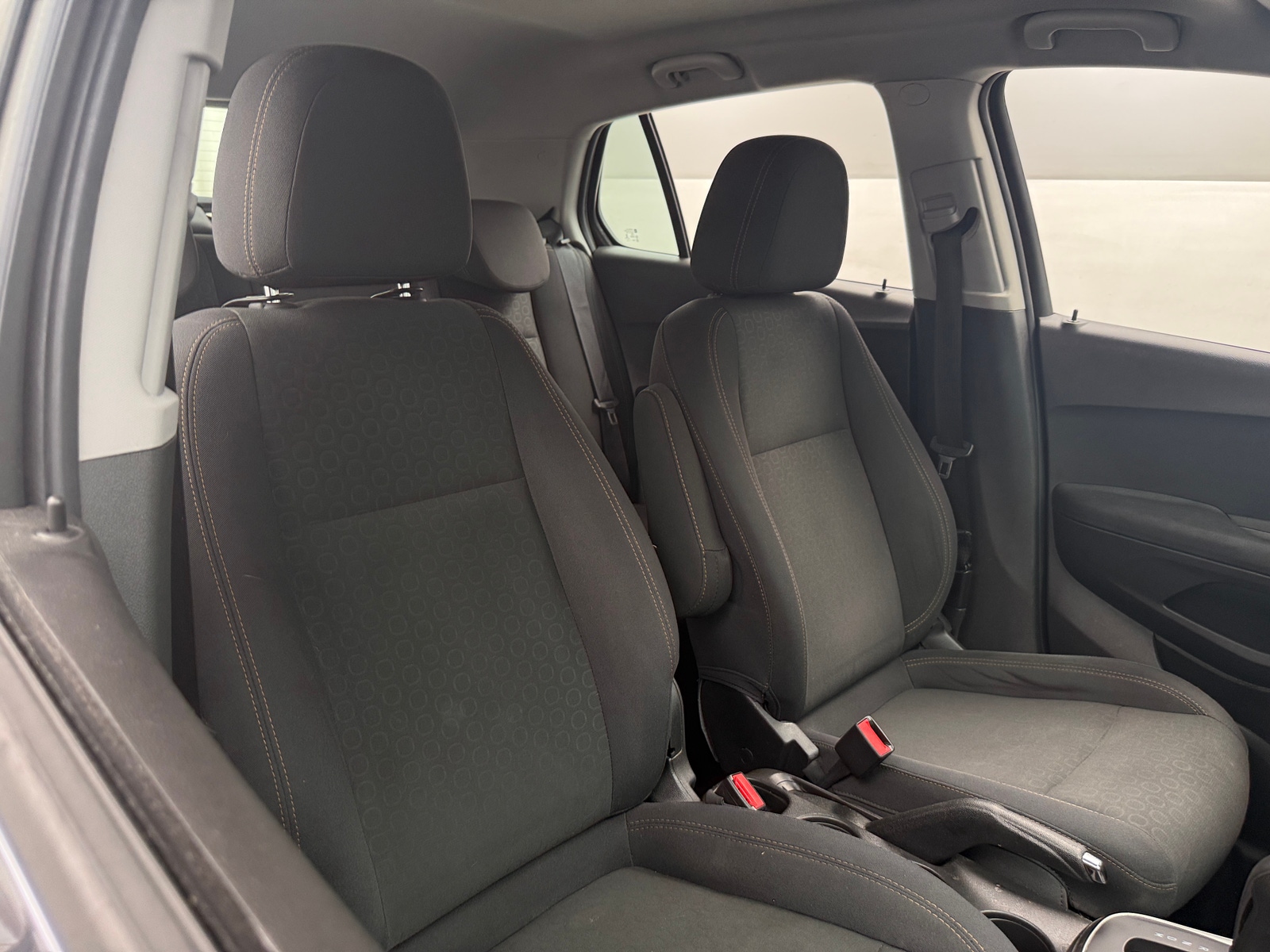 Thumbnail: 2018 Chevrolet Trax - 2