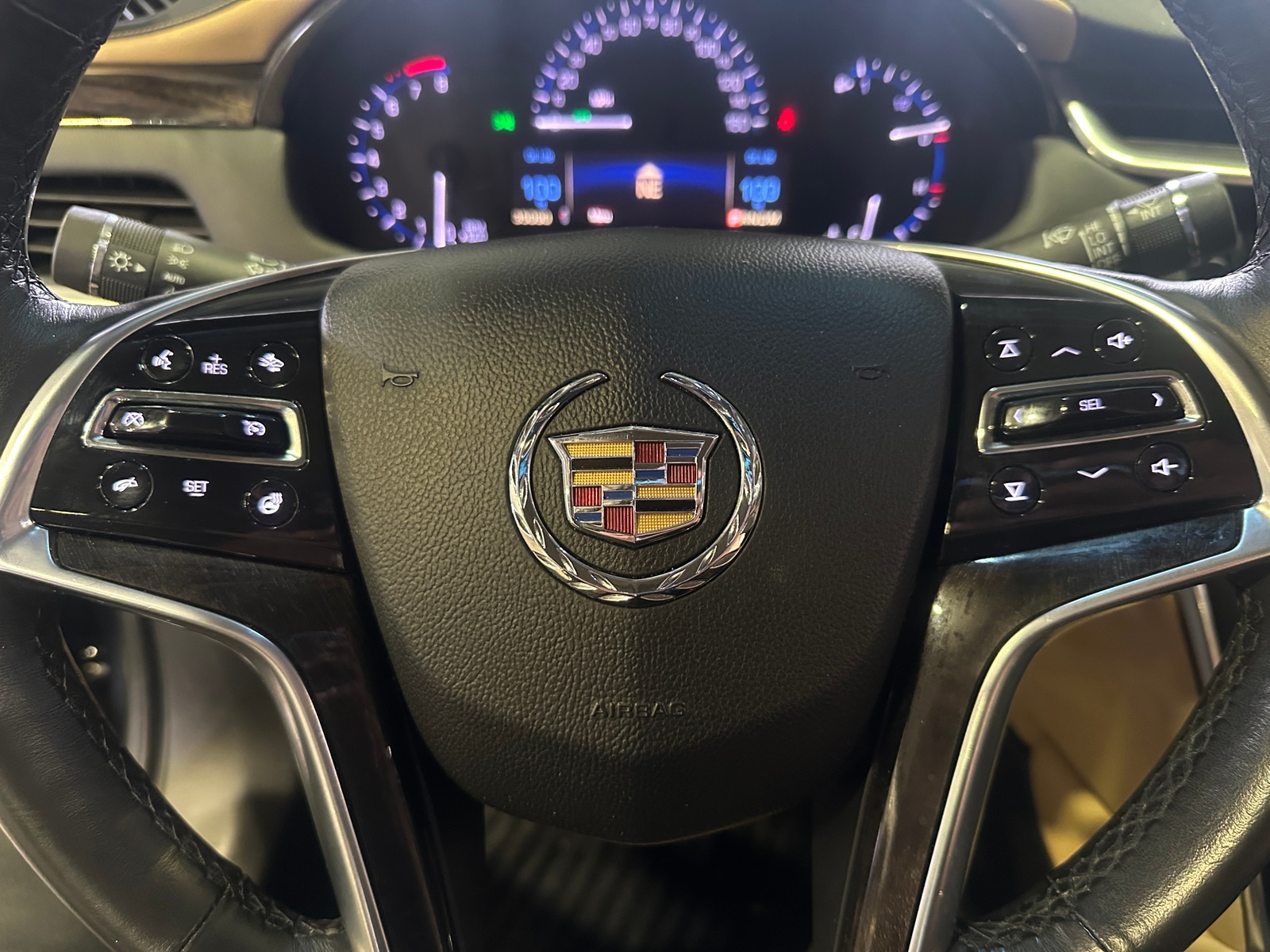 Thumbnail: 2014 Cadillac XTS - 4