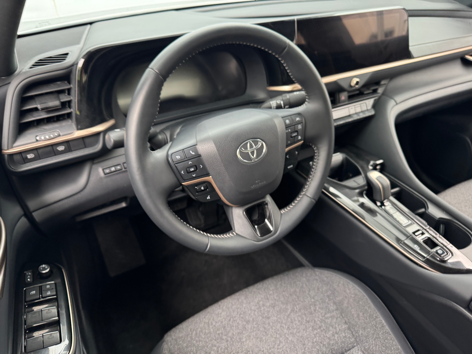 Thumbnail: 2024 Toyota Crown - 4