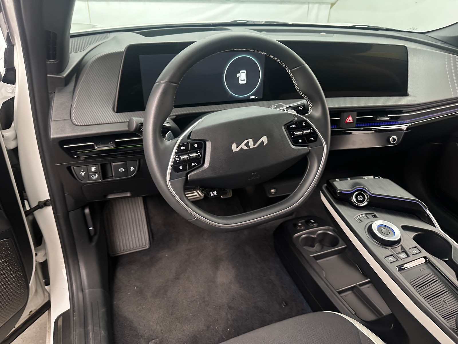 Thumbnail: 2024 Kia EV6 - 4