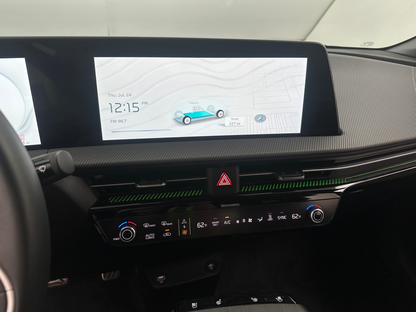 Thumbnail: 2024 Kia EV6 - 3