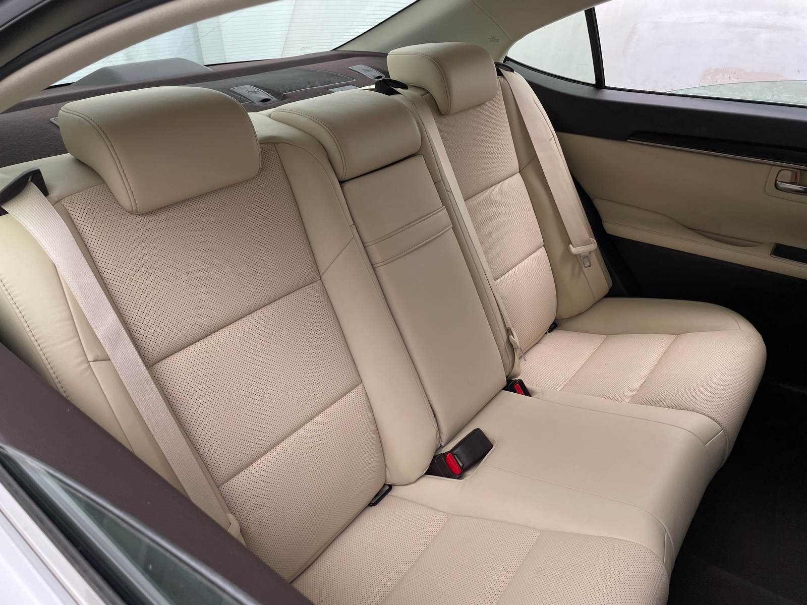 Thumbnail: 2018 Lexus ES - 5