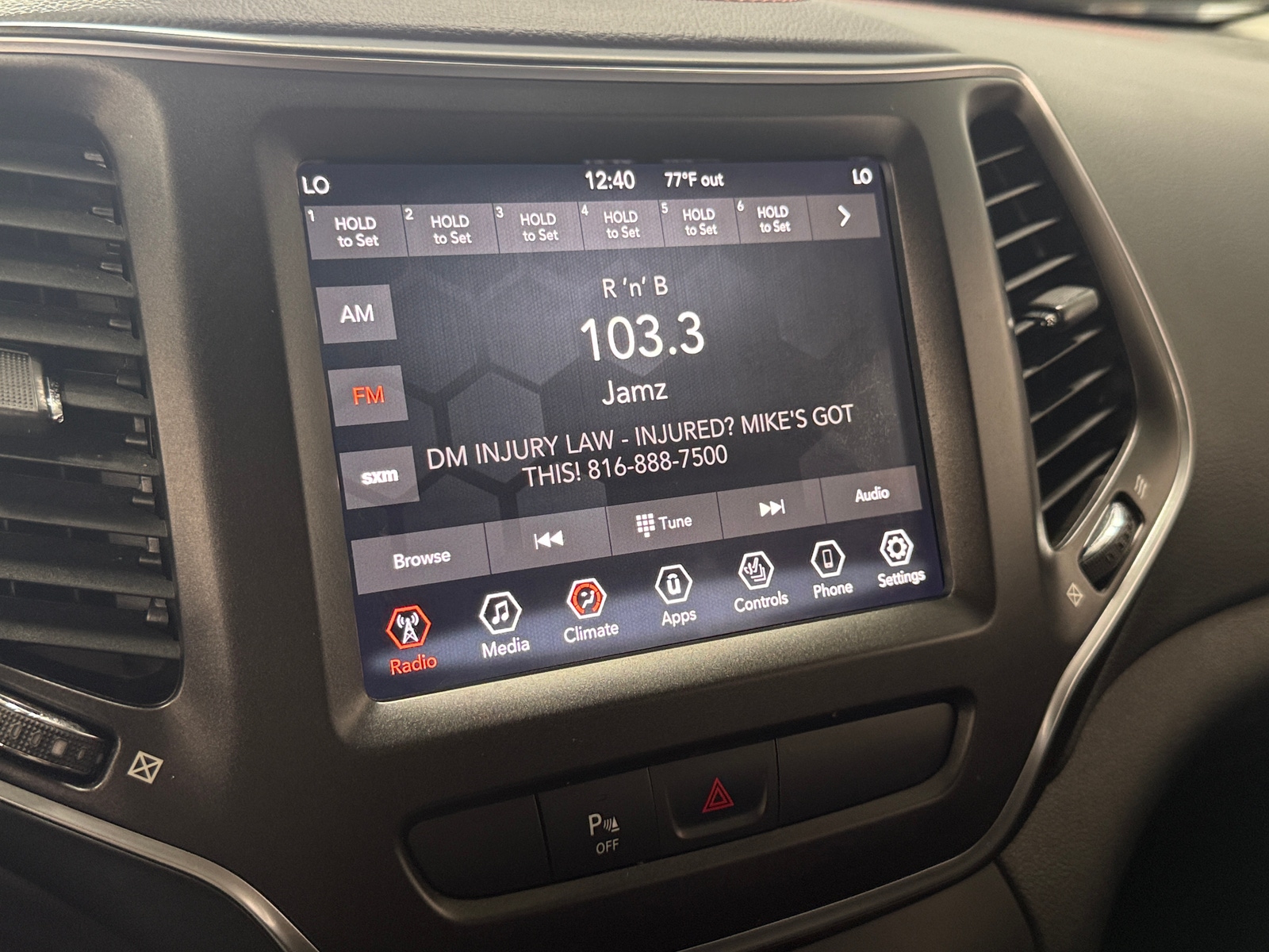 Thumbnail: 2019 Jeep Cherokee - 4