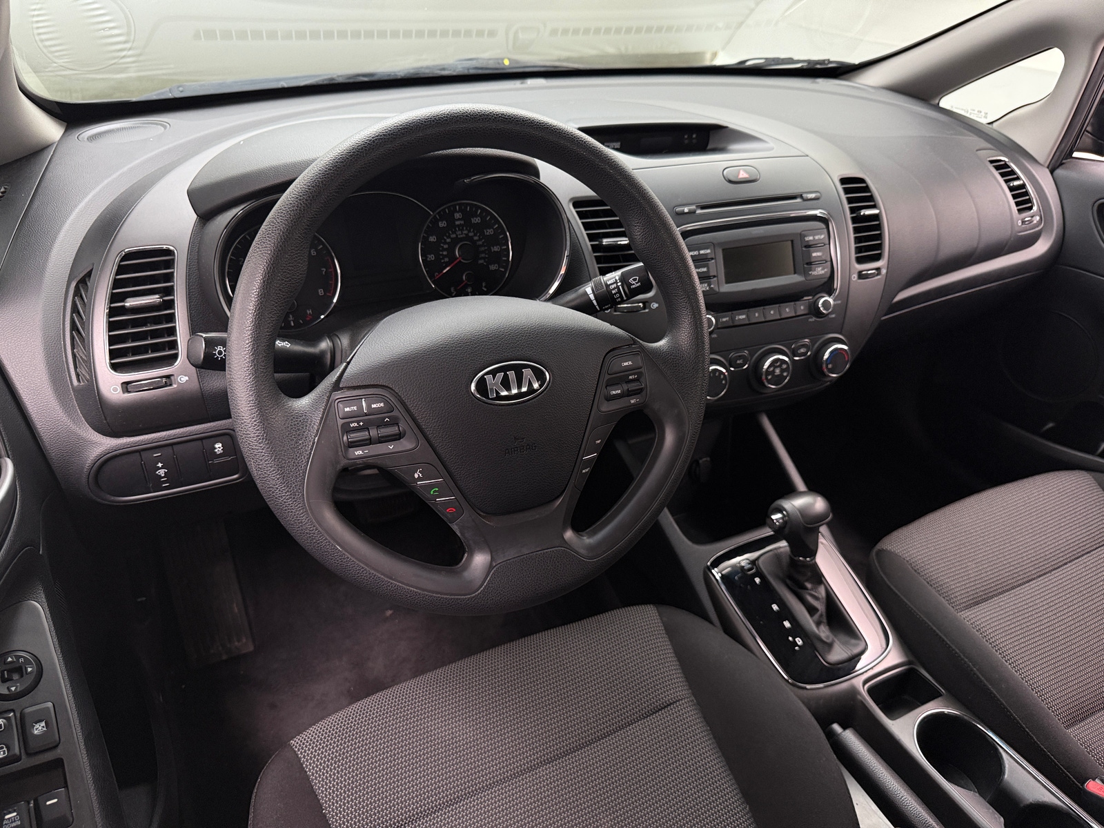Thumbnail: 2018 Kia Forte - 3