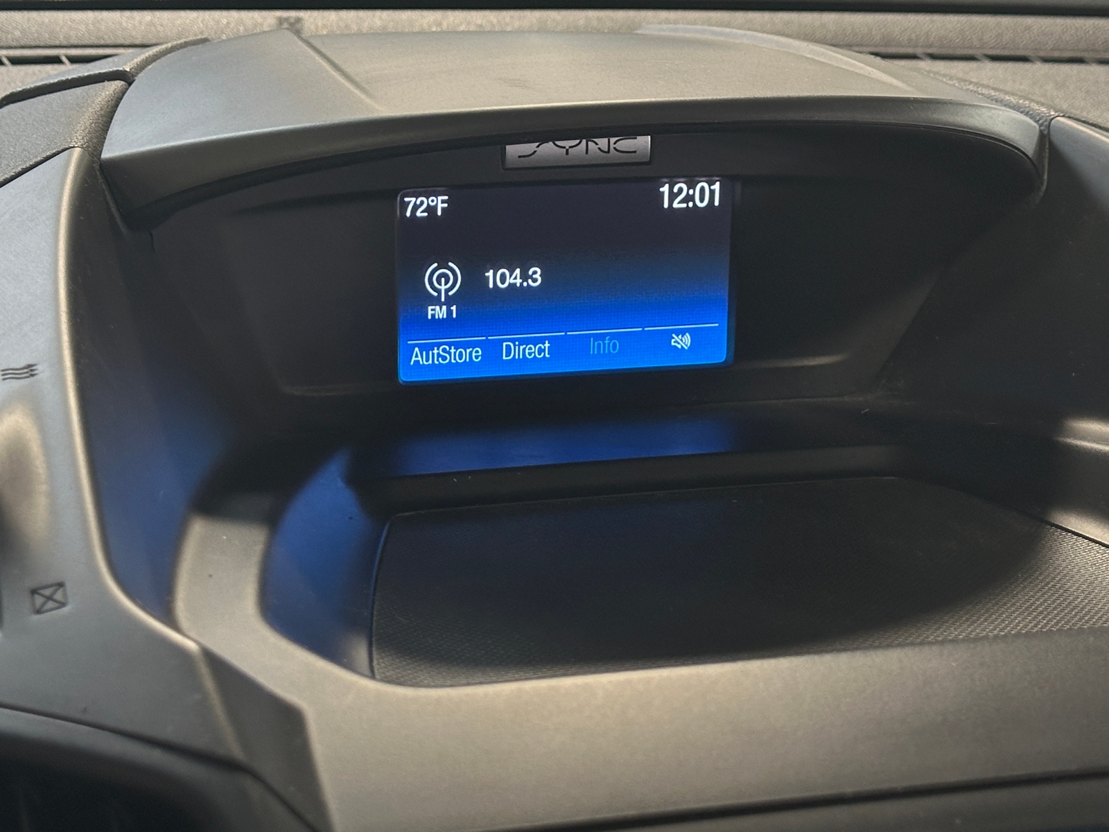 Thumbnail: 2016 Ford Escape - 4
