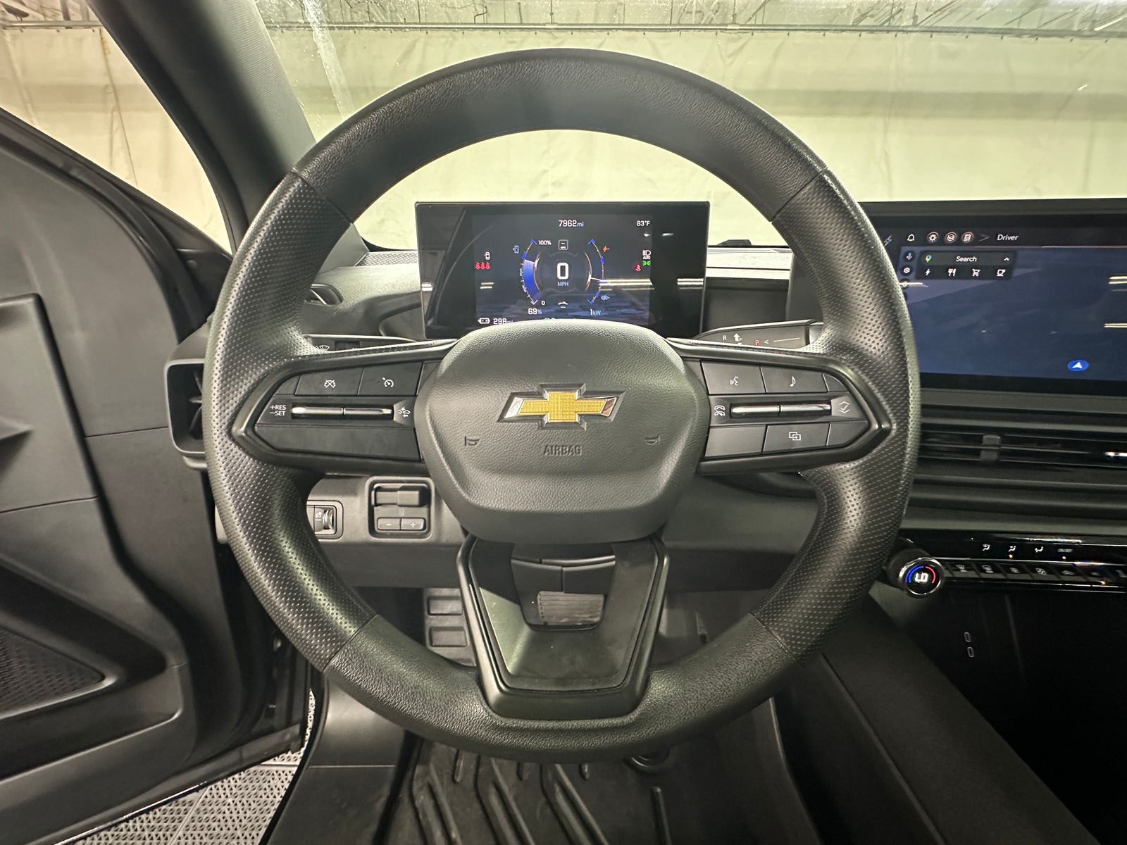 Thumbnail: 2024 Chevrolet Silverado EV - 4