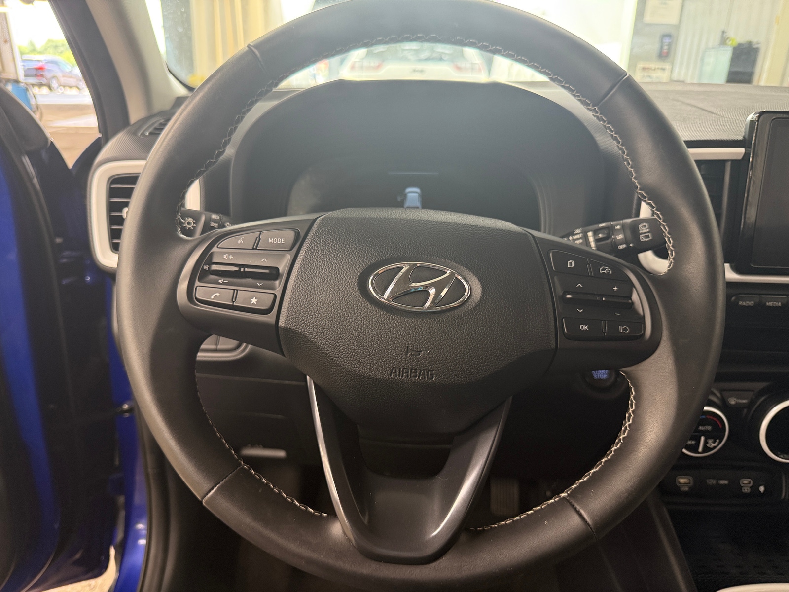 Thumbnail: 2024 Hyundai Venue - 4
